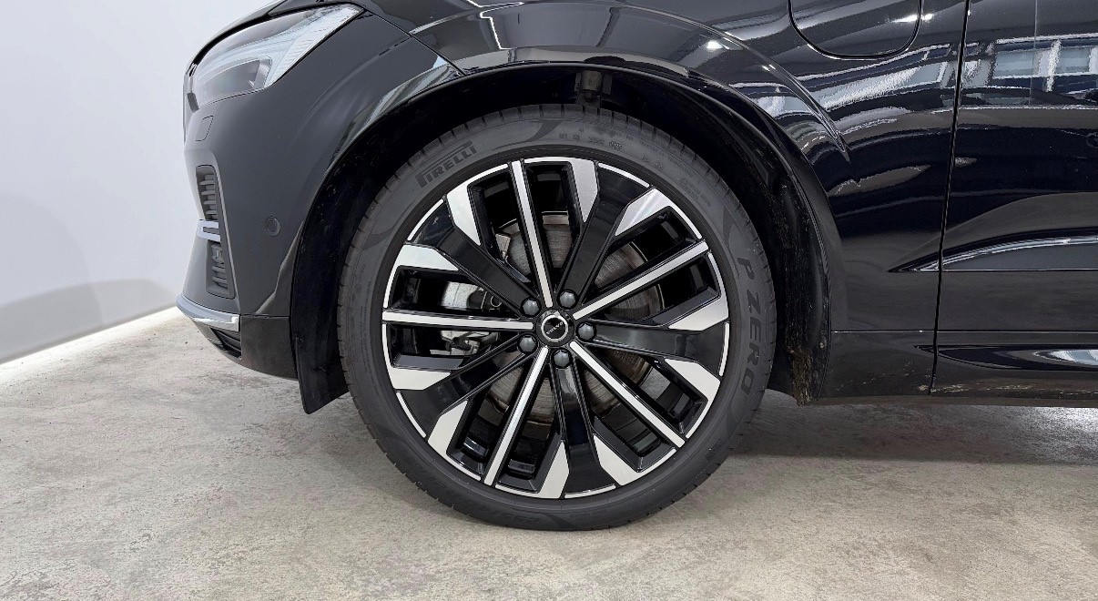 VOLVO XC60 2.0 T6 TE Ultra Bright eA-image-9