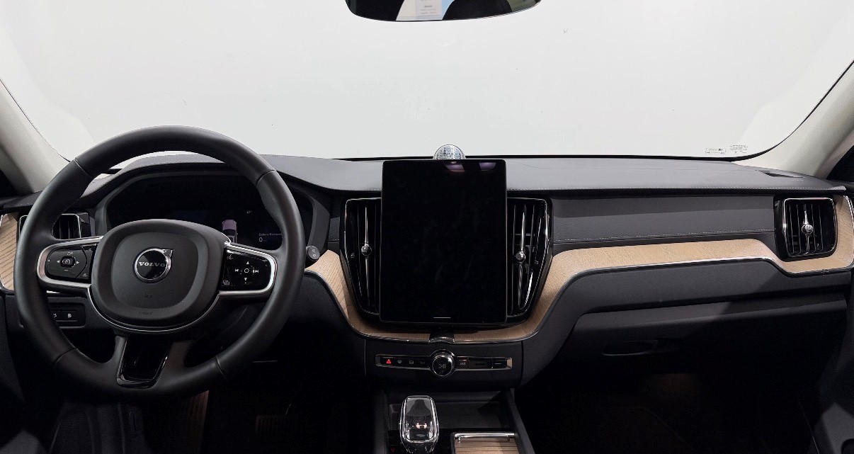 VOLVO XC60 2.0 T6 TE Ultra Bright eA-image-5