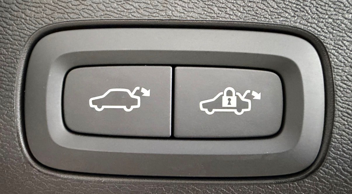 VOLVO XC60 2.0 T6 TE Ultra Bright eA-image-15