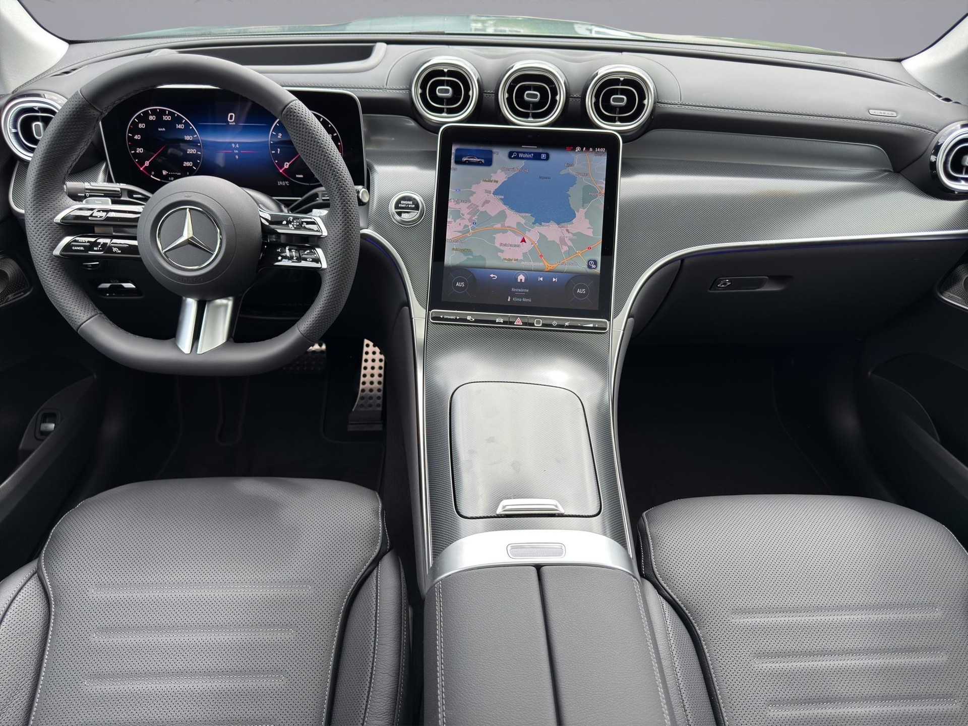 MERCEDES-BENZ GLC 300 AMG Line 4matic Coupé-image-12