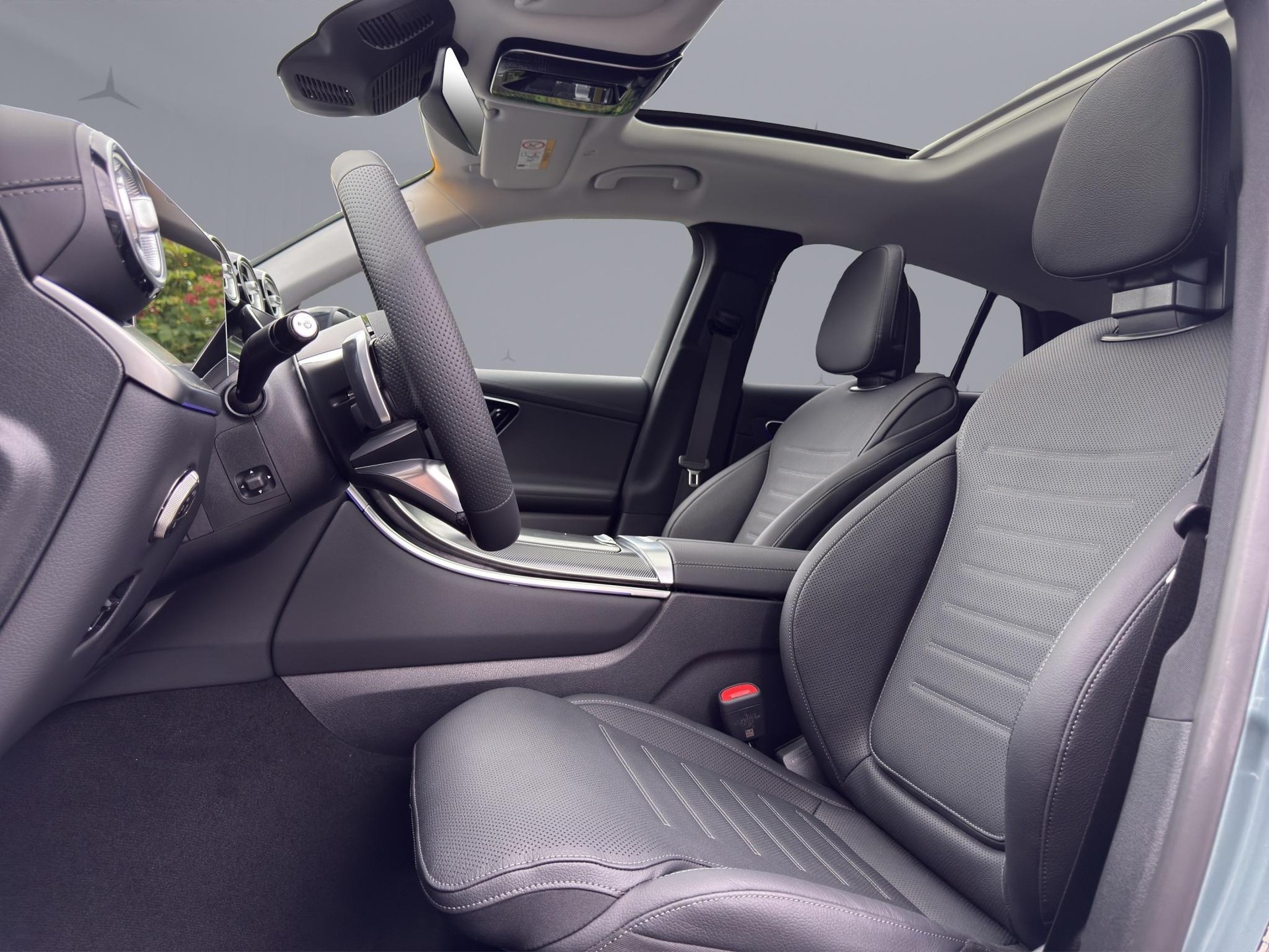 MERCEDES-BENZ GLC 300 AMG Line 4matic Coupé-image-19