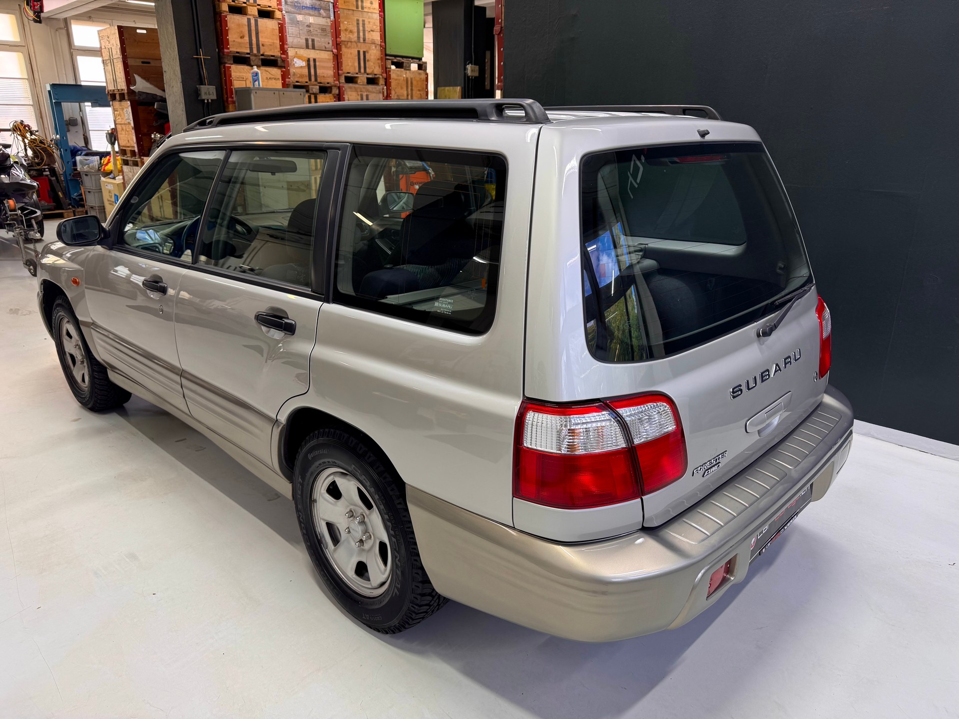 SUBARU Forester 2.0 Comfort Automatic-image-3