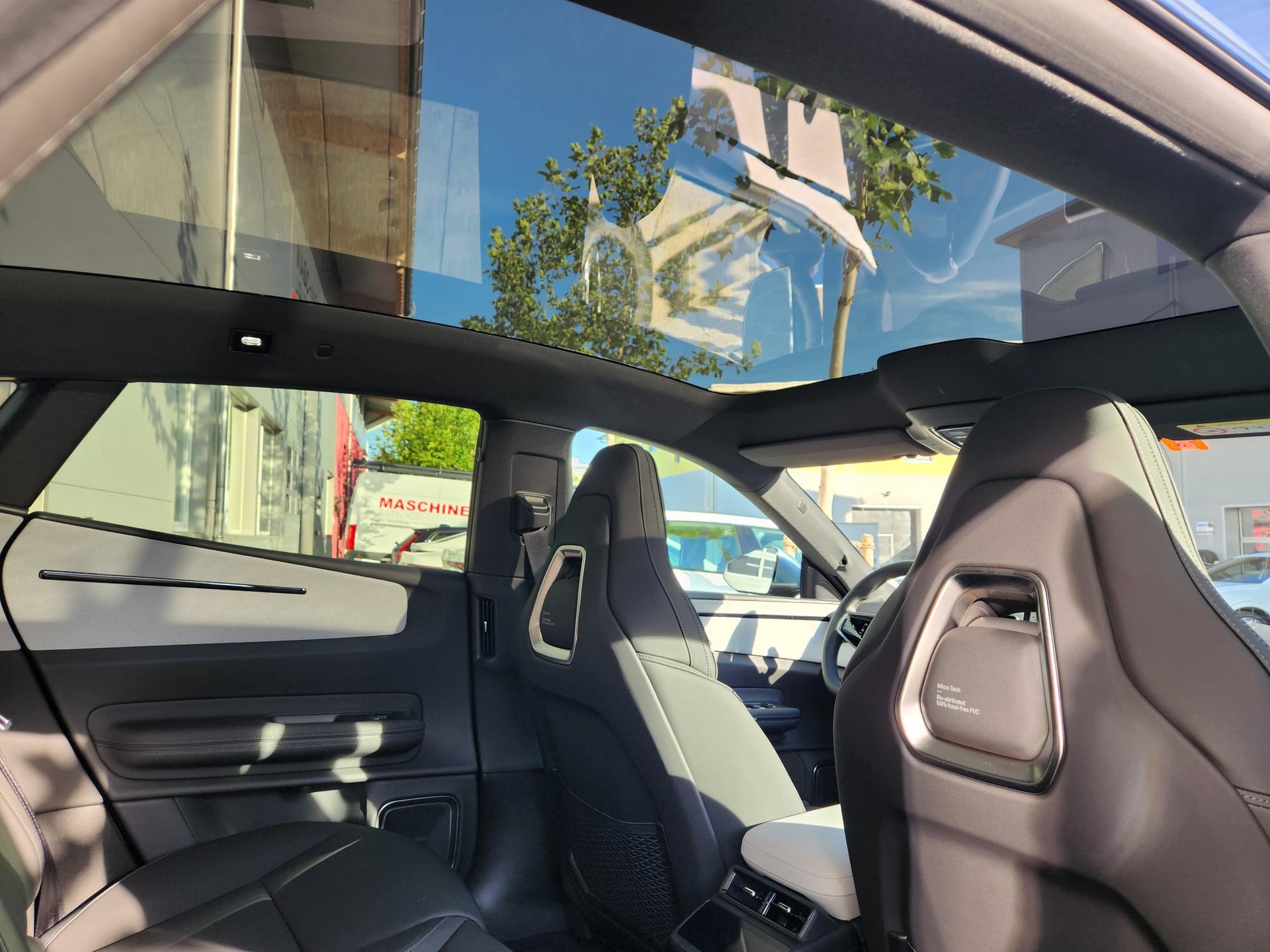 POLESTAR Polestar 4 Long Range Single 100kWh ** GRATIS SERVICE - GLASDACH - PILOT PAKET - HARMAN KARDON SOUND - GARANTIE BIS 07.2034 **-image-8