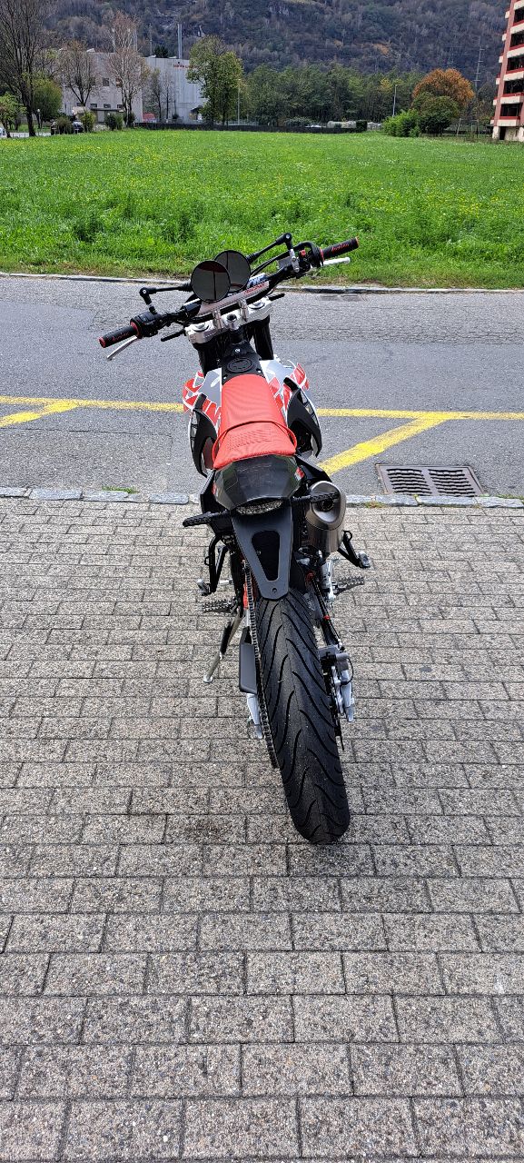 FANTIC XMF 125-image-3