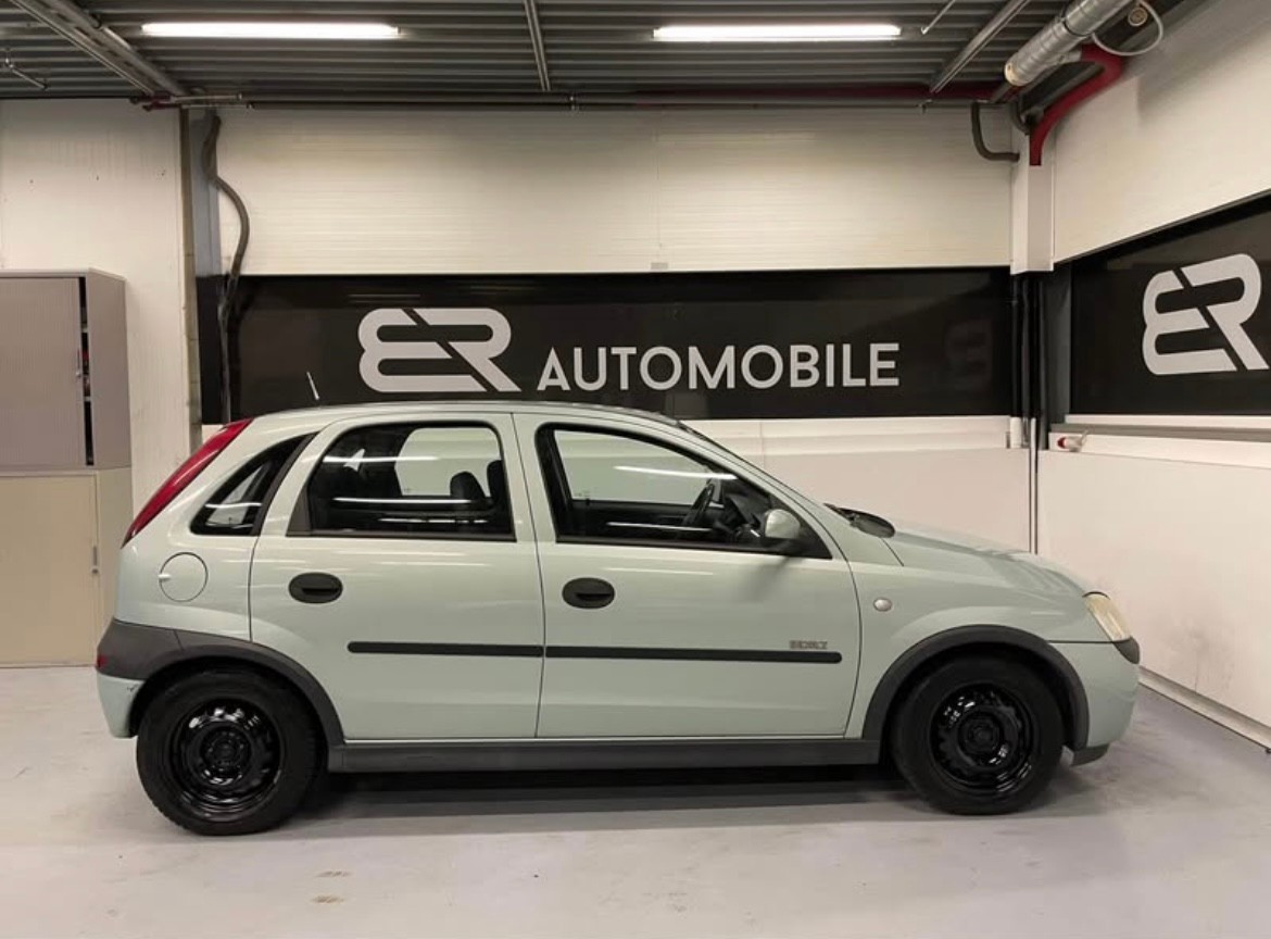 OPEL Corsa 1.4 16V Elegance-image-3