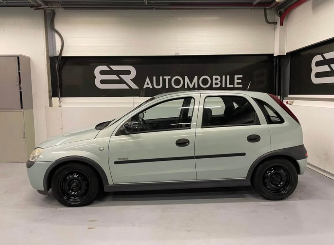 OPEL Corsa 1.4 16V Elegance-image-2
