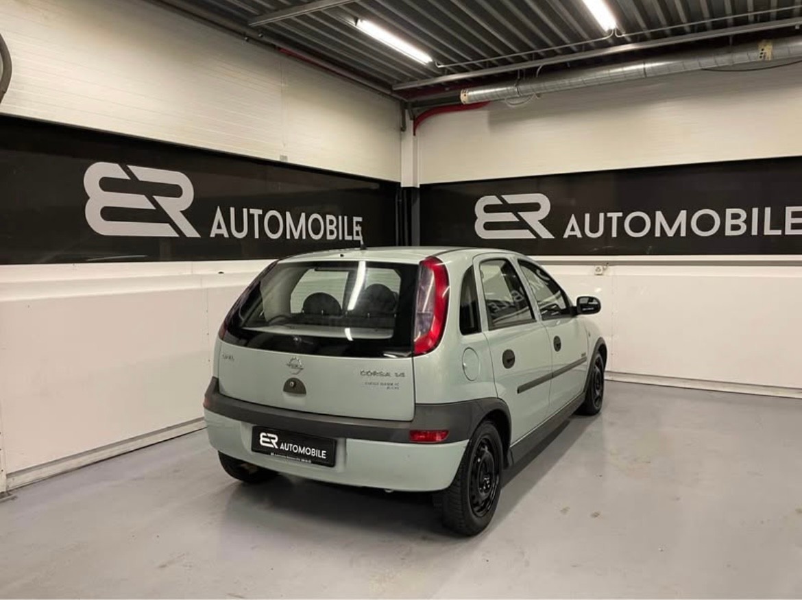 OPEL Corsa 1.4 16V Elegance-image-4