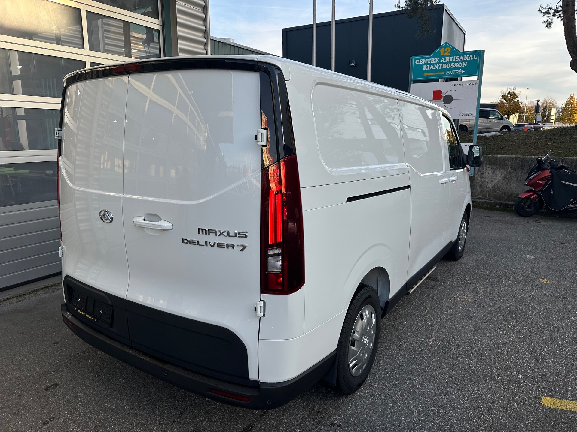 MAXUS Deliver 7 2.0D L2-image-4