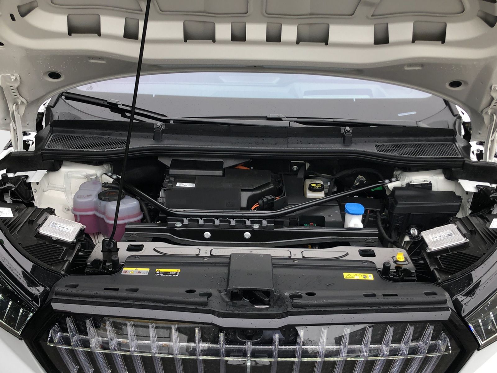 SKODA Enyaq Coupé RS iV 80 4x4-image-8