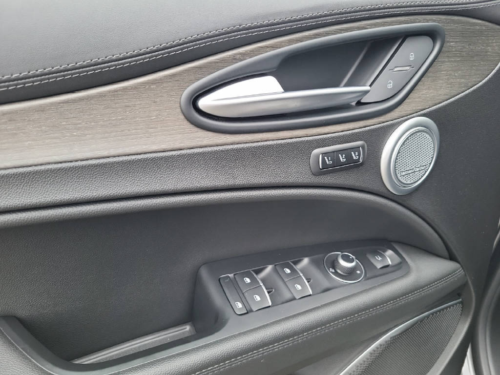 ALFA ROMEO Stelvio 2.0 Q4 280 Ti-image-14