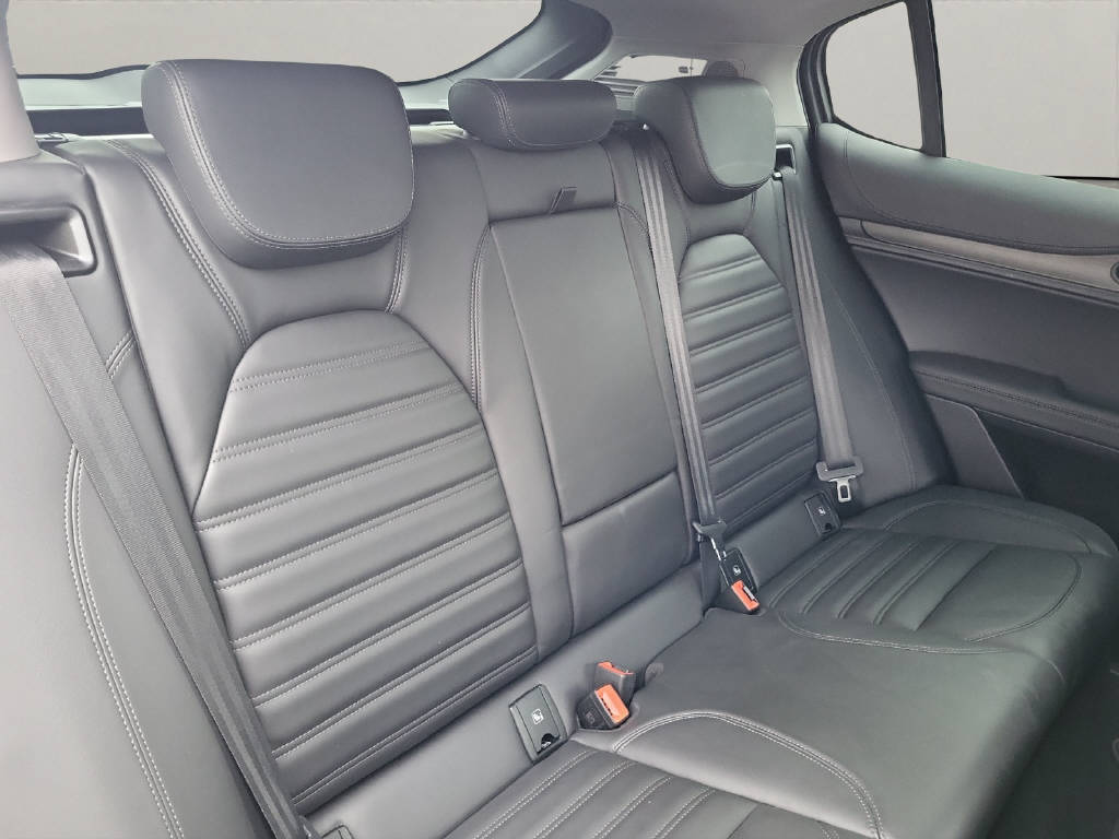 ALFA ROMEO Stelvio 2.0 Q4 280 Ti-image-12