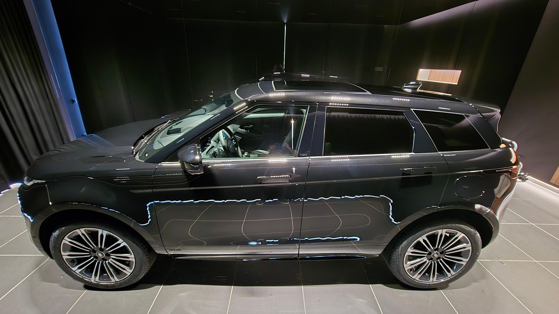 LAND ROVER Range Rover Evoque 2.0 D 200 Autobiography-image-1