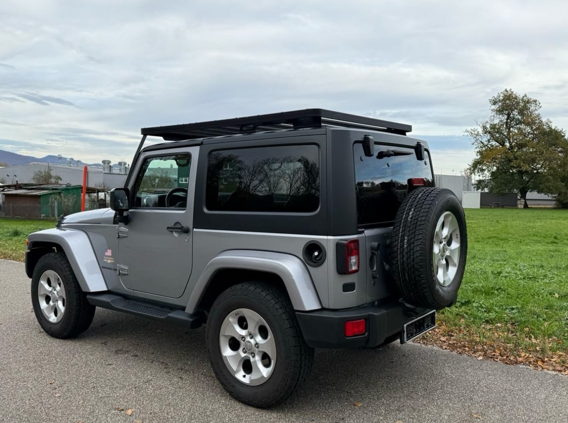 JEEP Wrangler 2.8 CRD Sahara Automatic hardtop-image-2