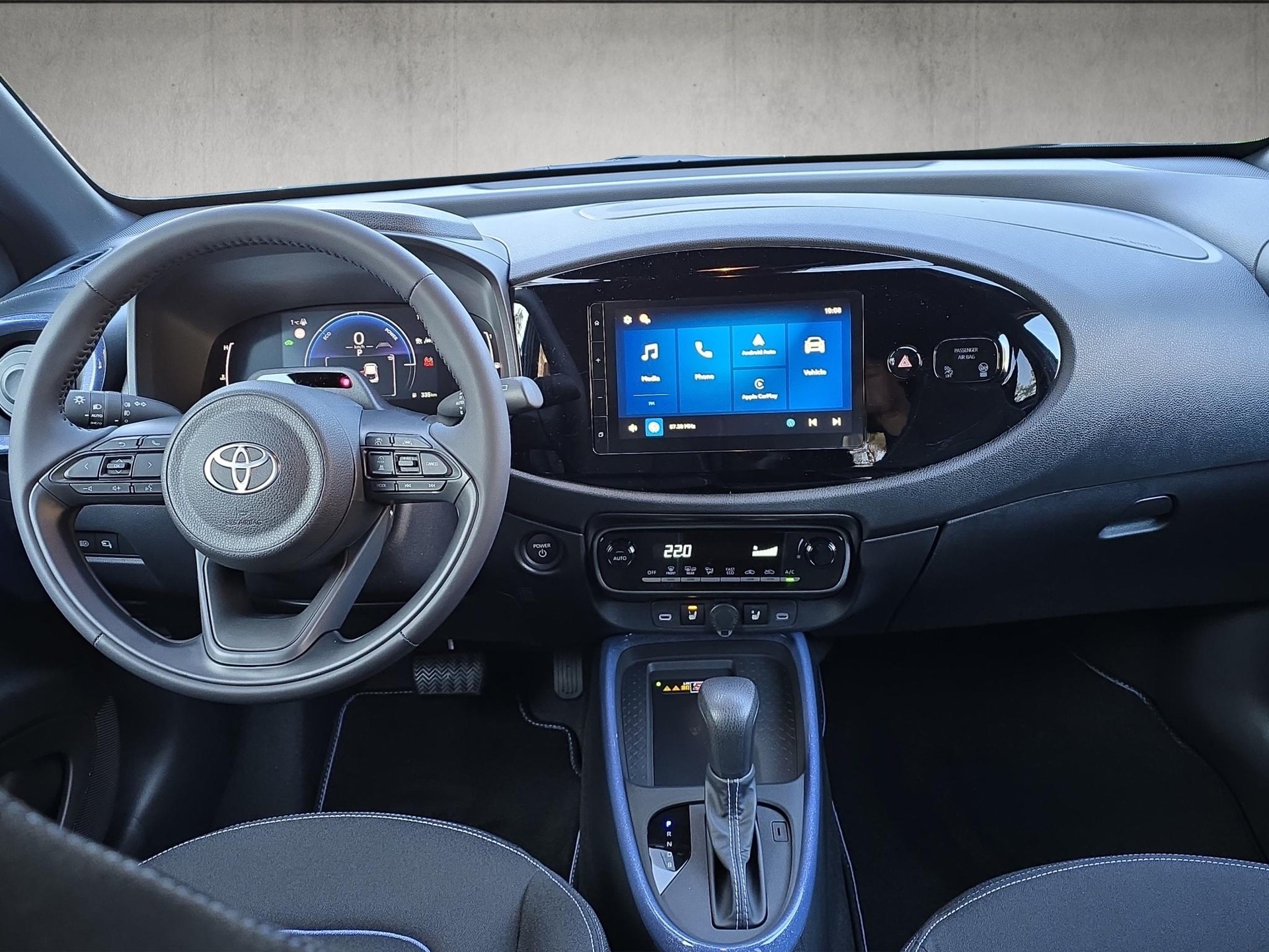 TOYOTA Aygo X 1.5 VVT-i HSD Trend-image-10