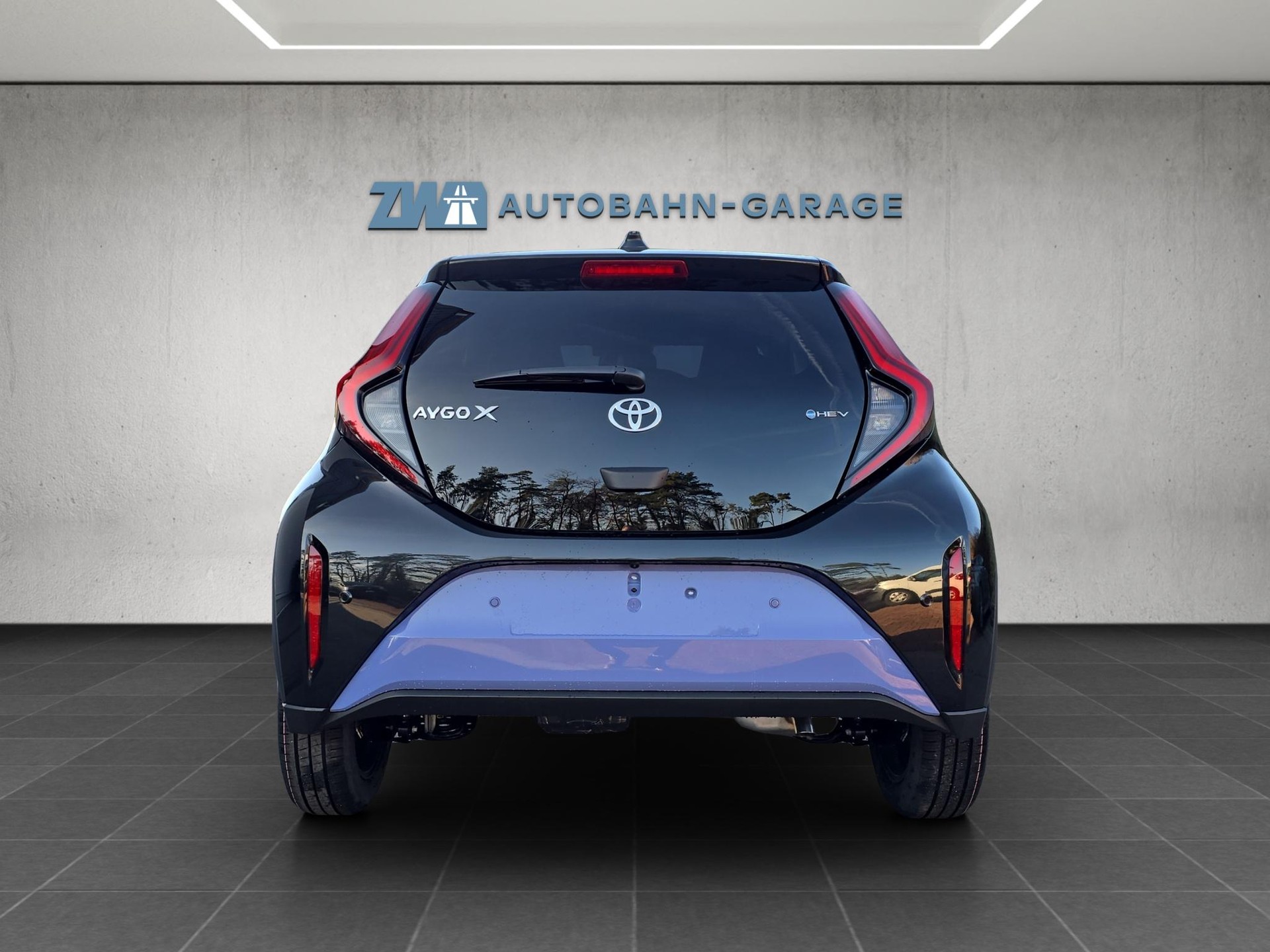 TOYOTA Aygo X 1.5 VVT-i HSD Trend-image-3