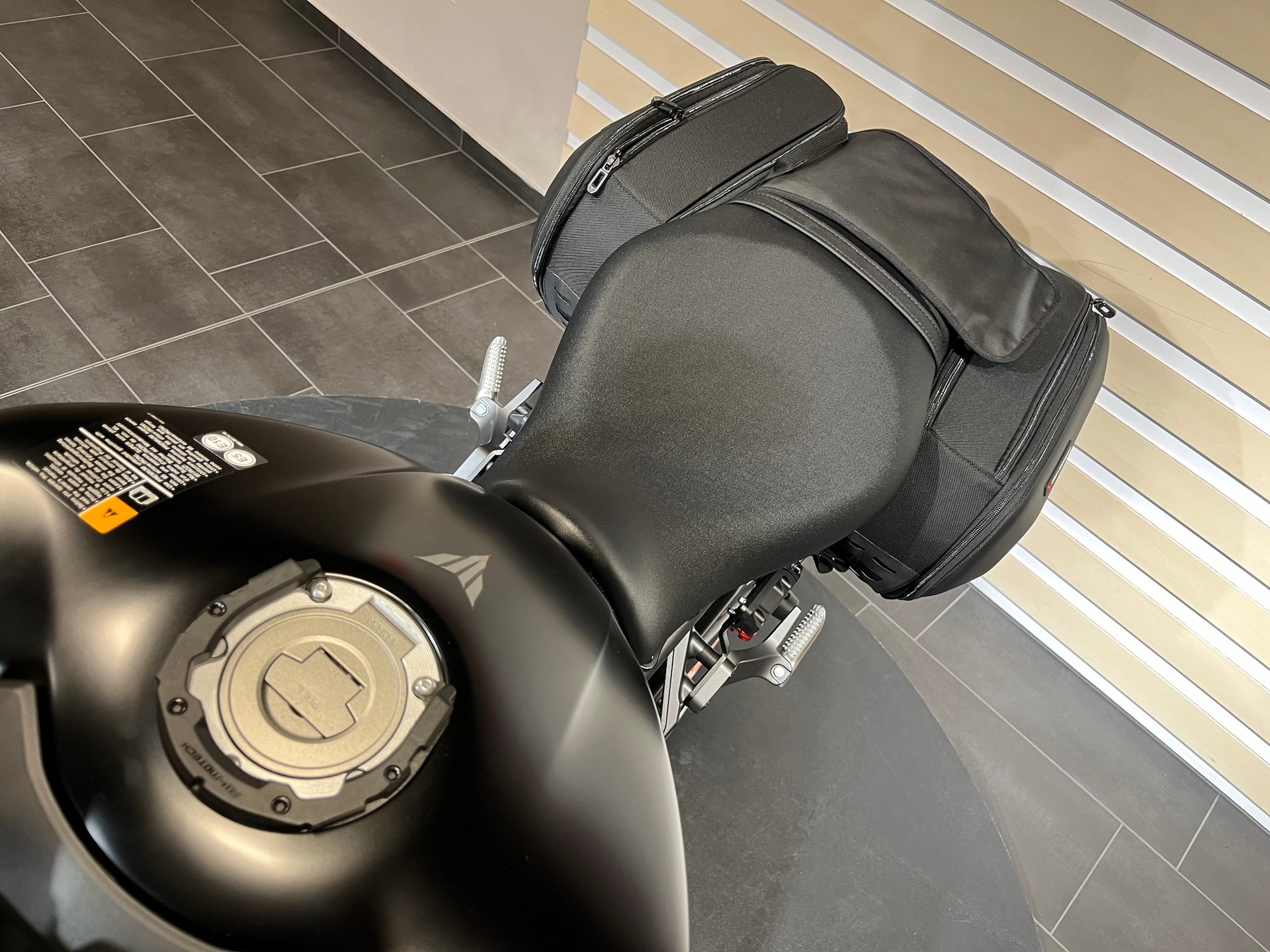 YAMAHA MT-09 Motochic Edition-image-9