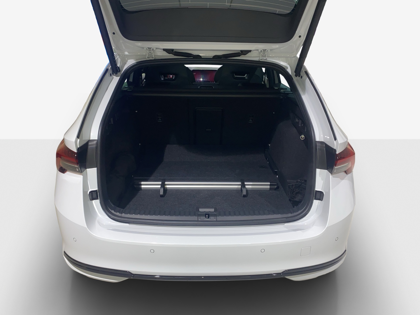 SKODA Octavia Combi 2.0 TSI DSG Sport Line 4x4-image-9