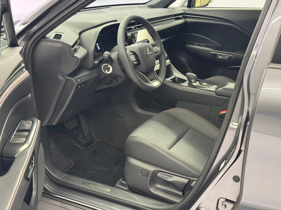 LBX 1.5 Hybrid Emotion AWD