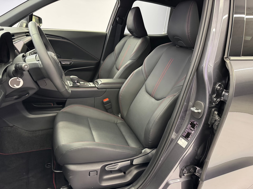 LBX 1.5 Hybrid Emotion AWD