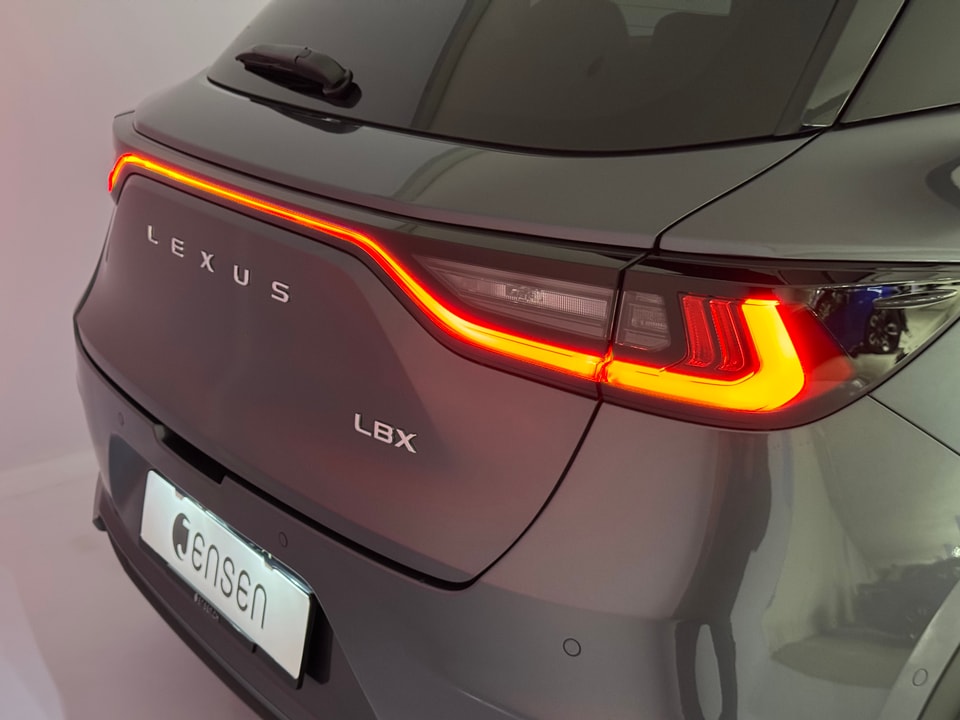 LBX 1.5 Hybrid Emotion AWD