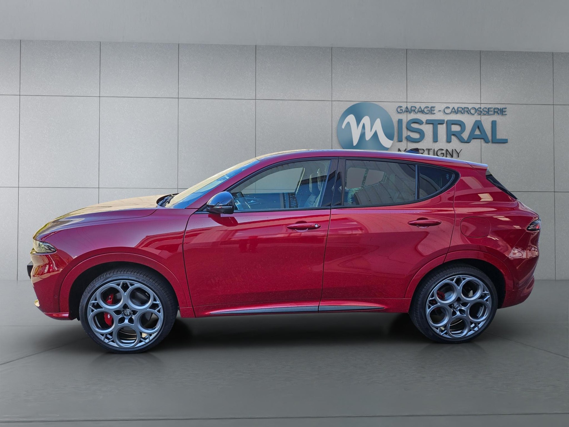ALFA ROMEO Tonale 1.3 Plug-in Hybrid Tributo Italiano Q4-image-12