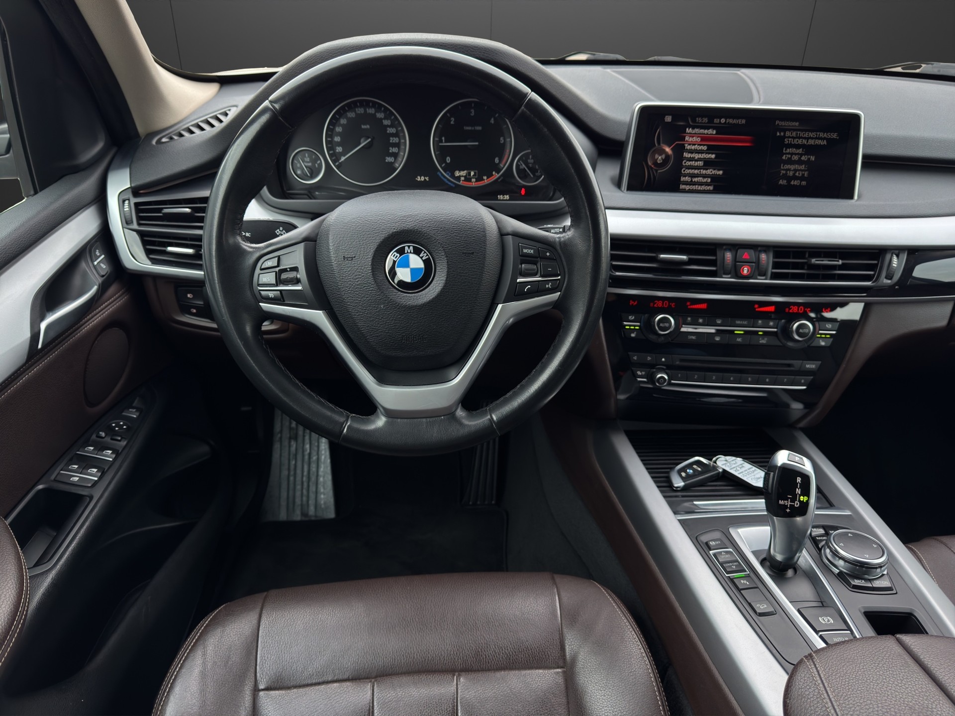 BMW X5 xDrive 25d Steptronic-image-18