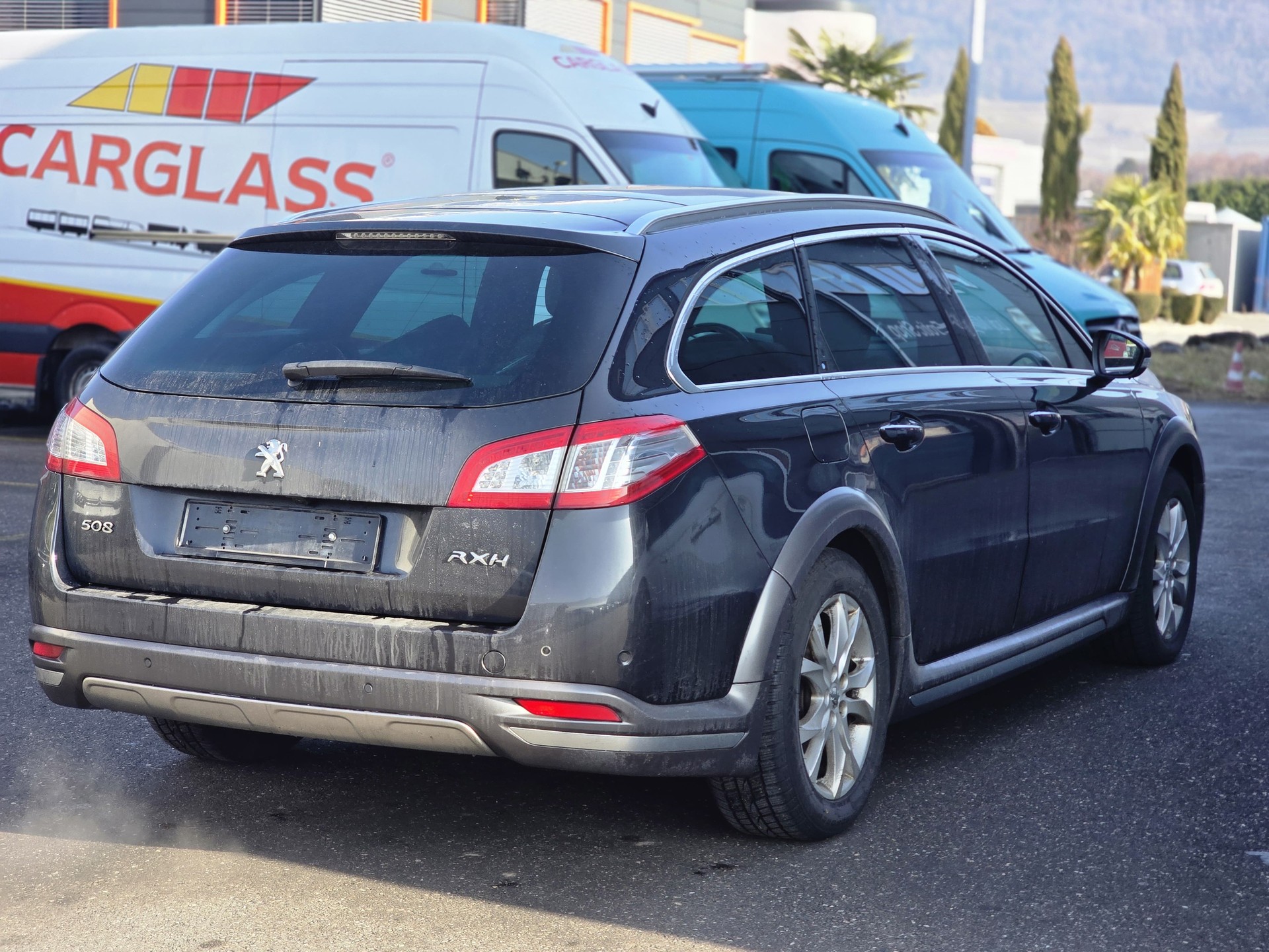 PEUGEOT 508 RXH 2.0 HDI Hybrid4 ETG6-image-3
