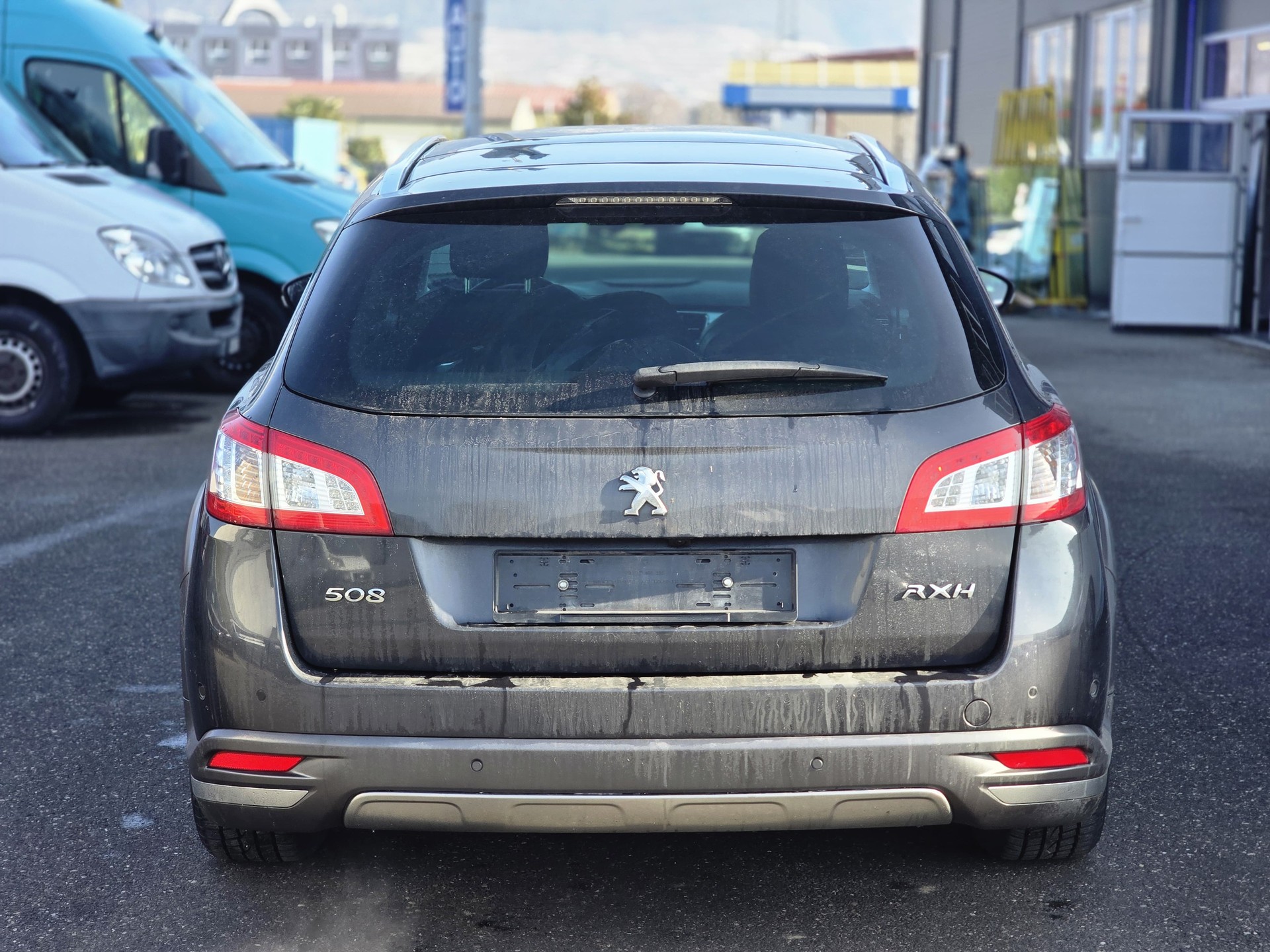 PEUGEOT 508 RXH 2.0 HDI Hybrid4 ETG6-image-4