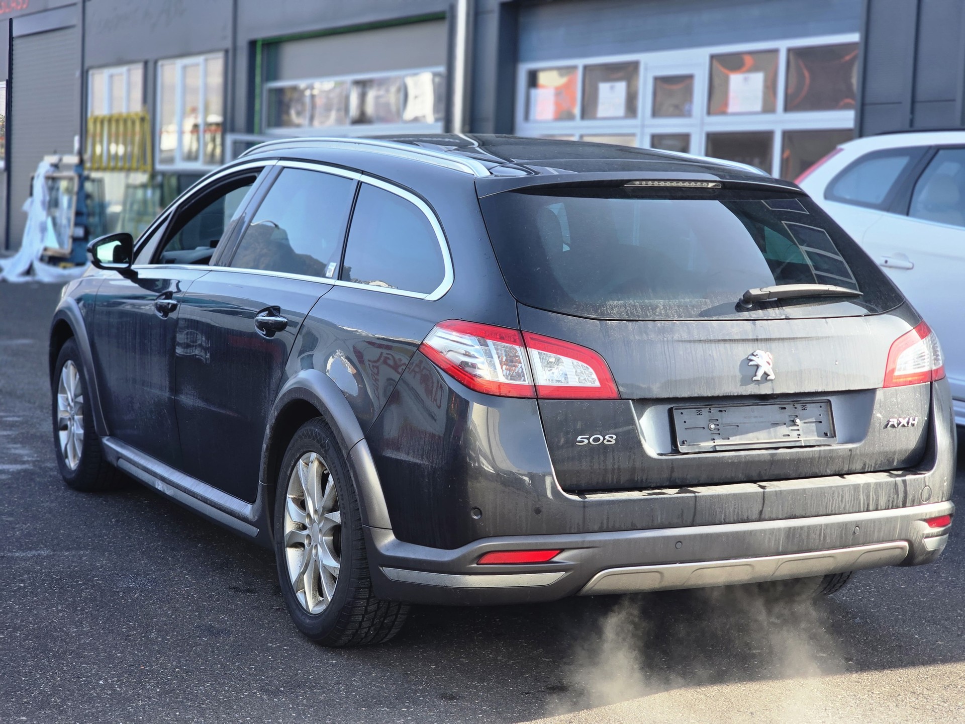 PEUGEOT 508 RXH 2.0 HDI Hybrid4 ETG6-image-5