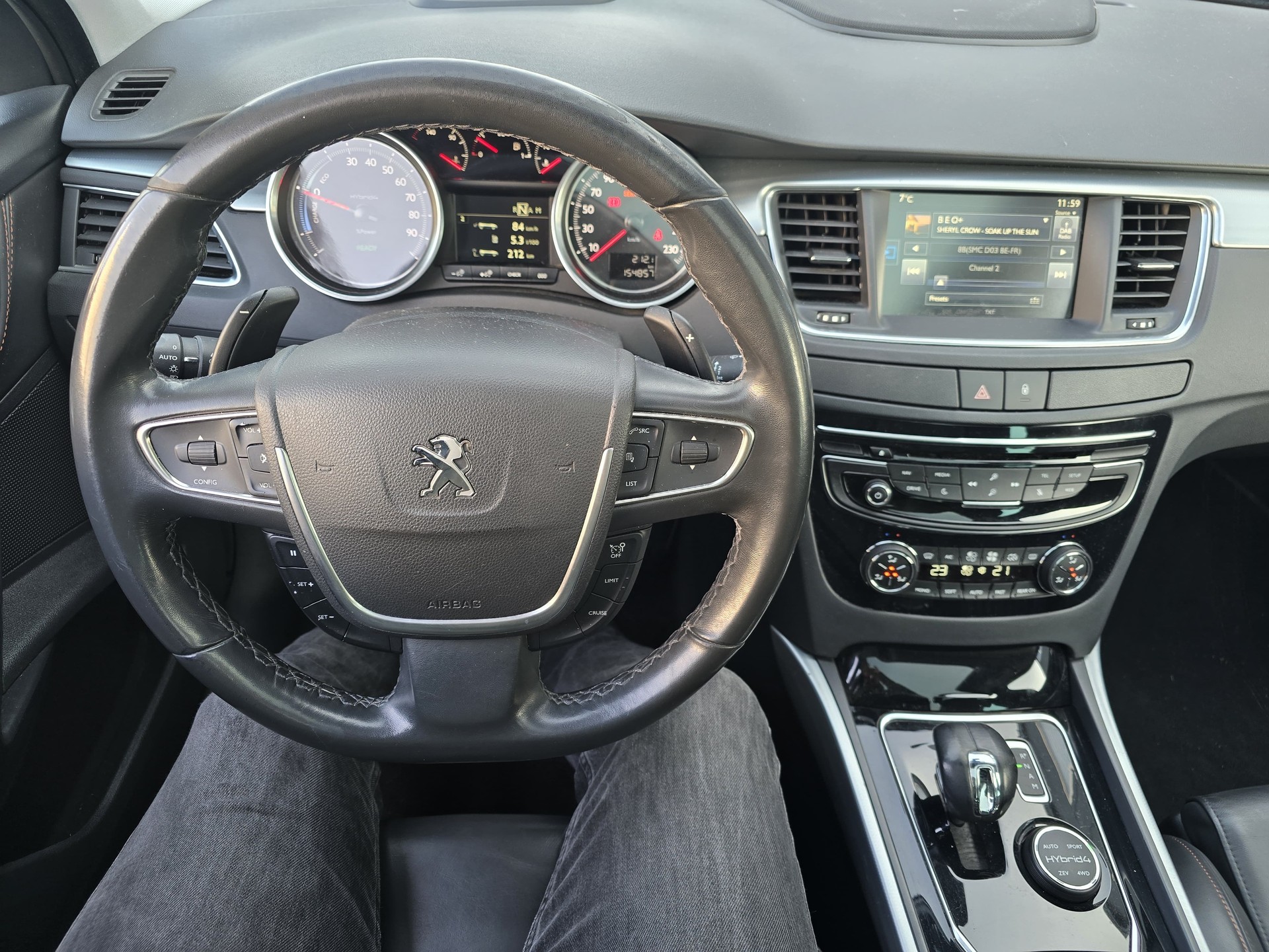 PEUGEOT 508 RXH 2.0 HDI Hybrid4 ETG6-image-9