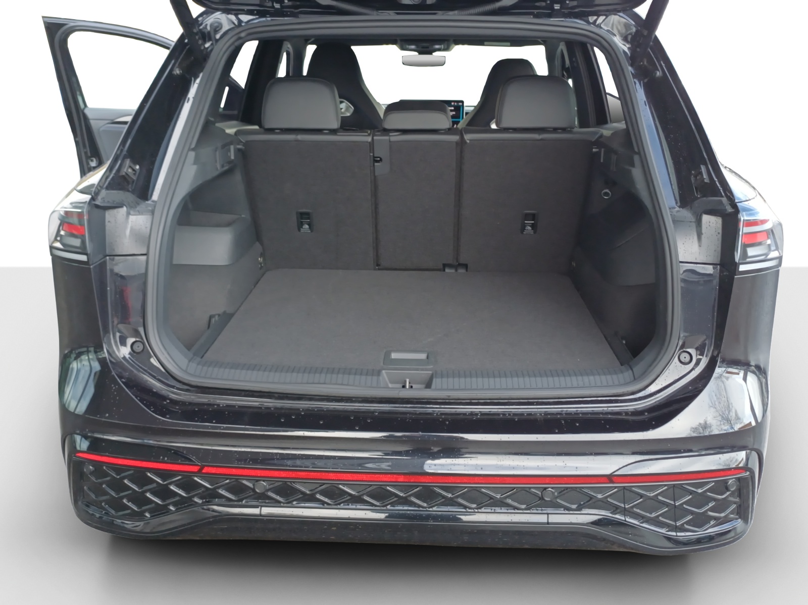 VW Tiguan 2.0 TDI SCR United 4Motion DSG-image-12