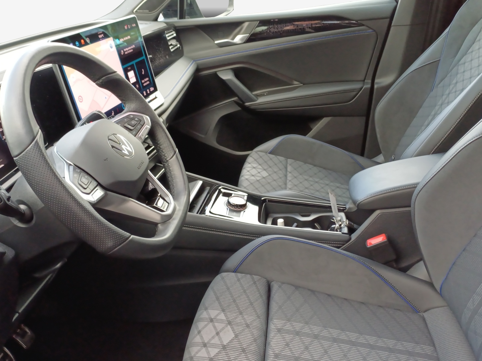 VW Tiguan 2.0 TDI SCR United 4Motion DSG-image-7