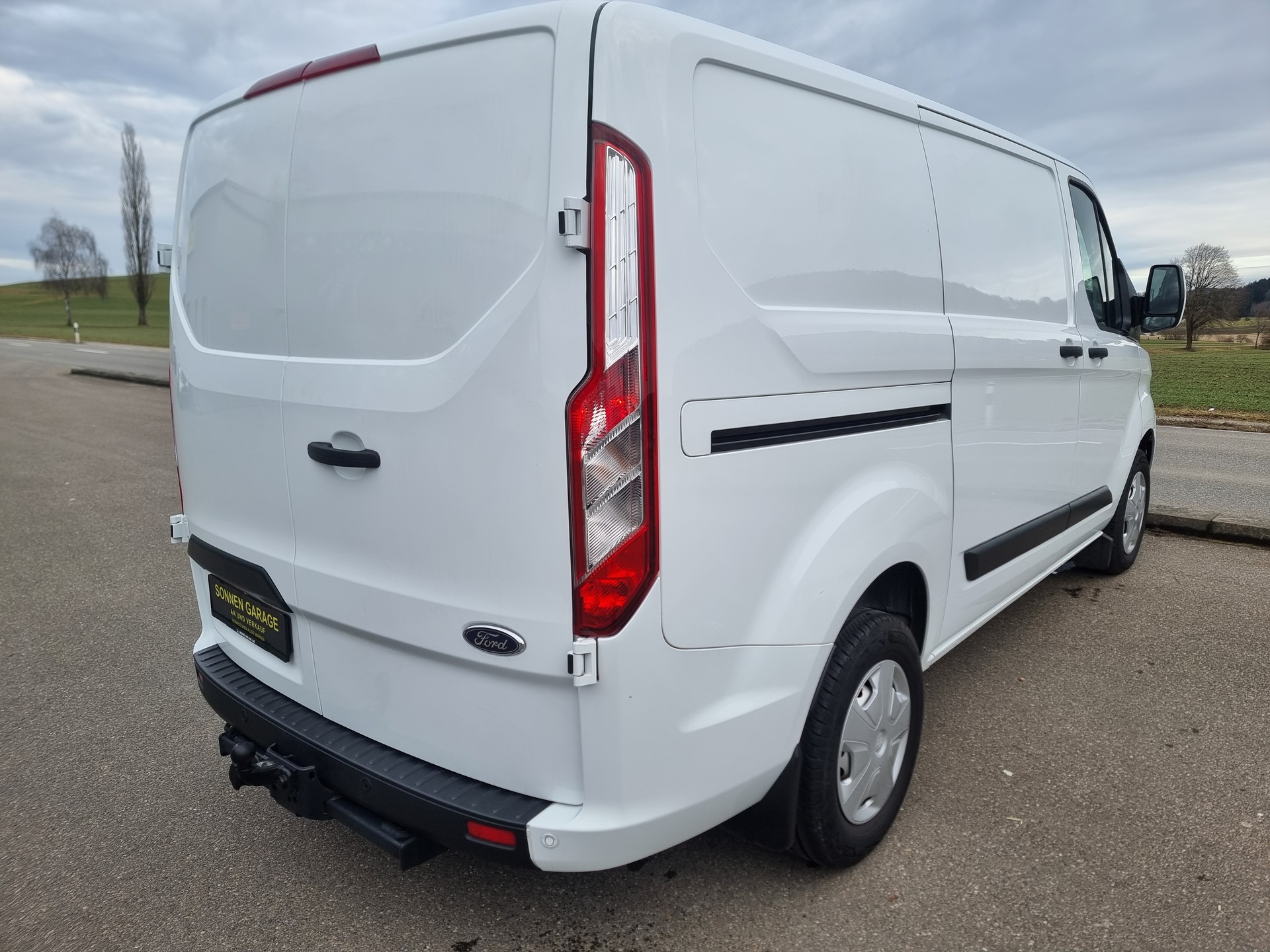 FORD Transit Custom Van 280 L1H1 Trend-image-8