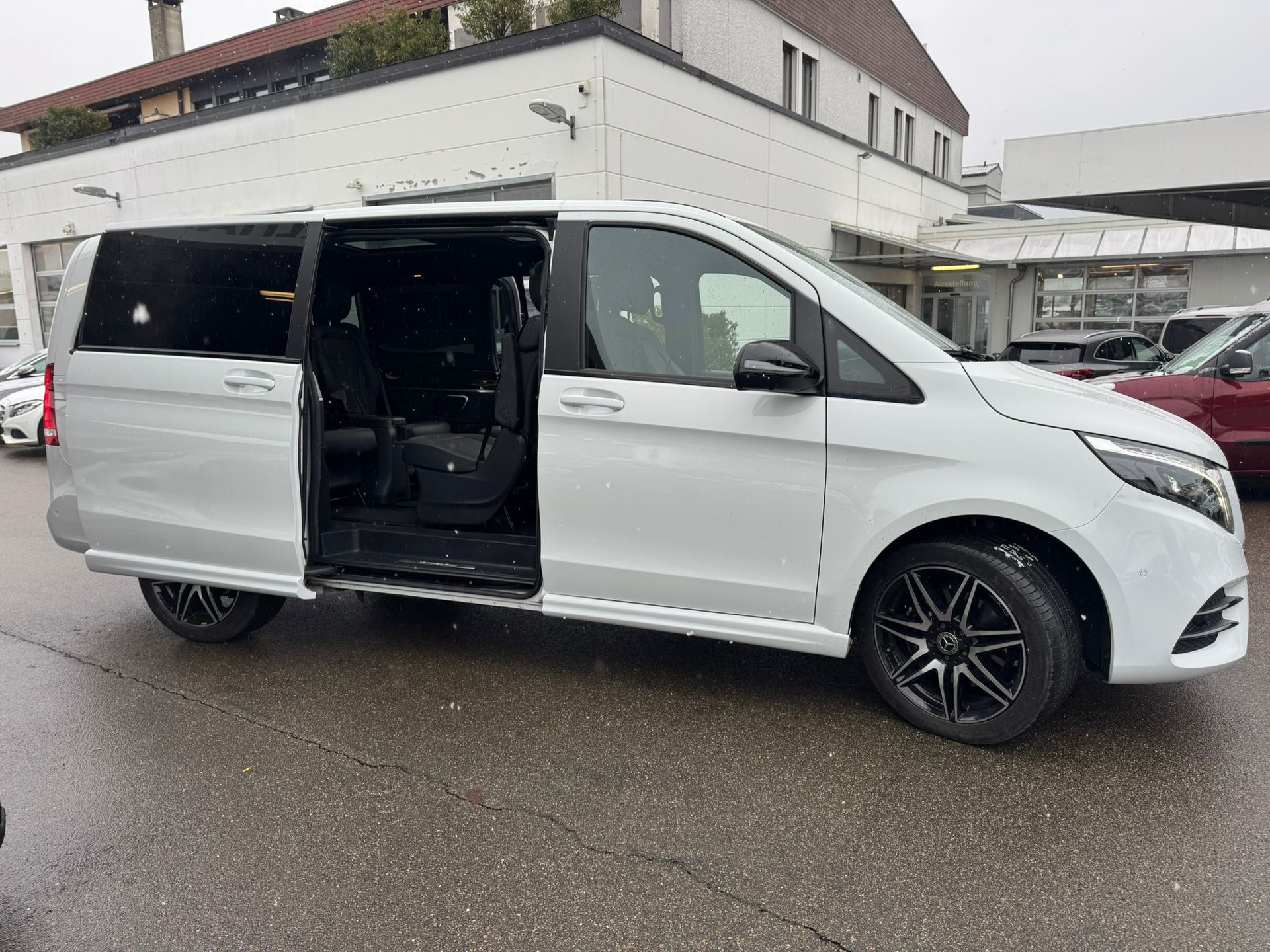MERCEDES-BENZ V 250 d lang Avantgarde 4Matic G-Tronic-image-3