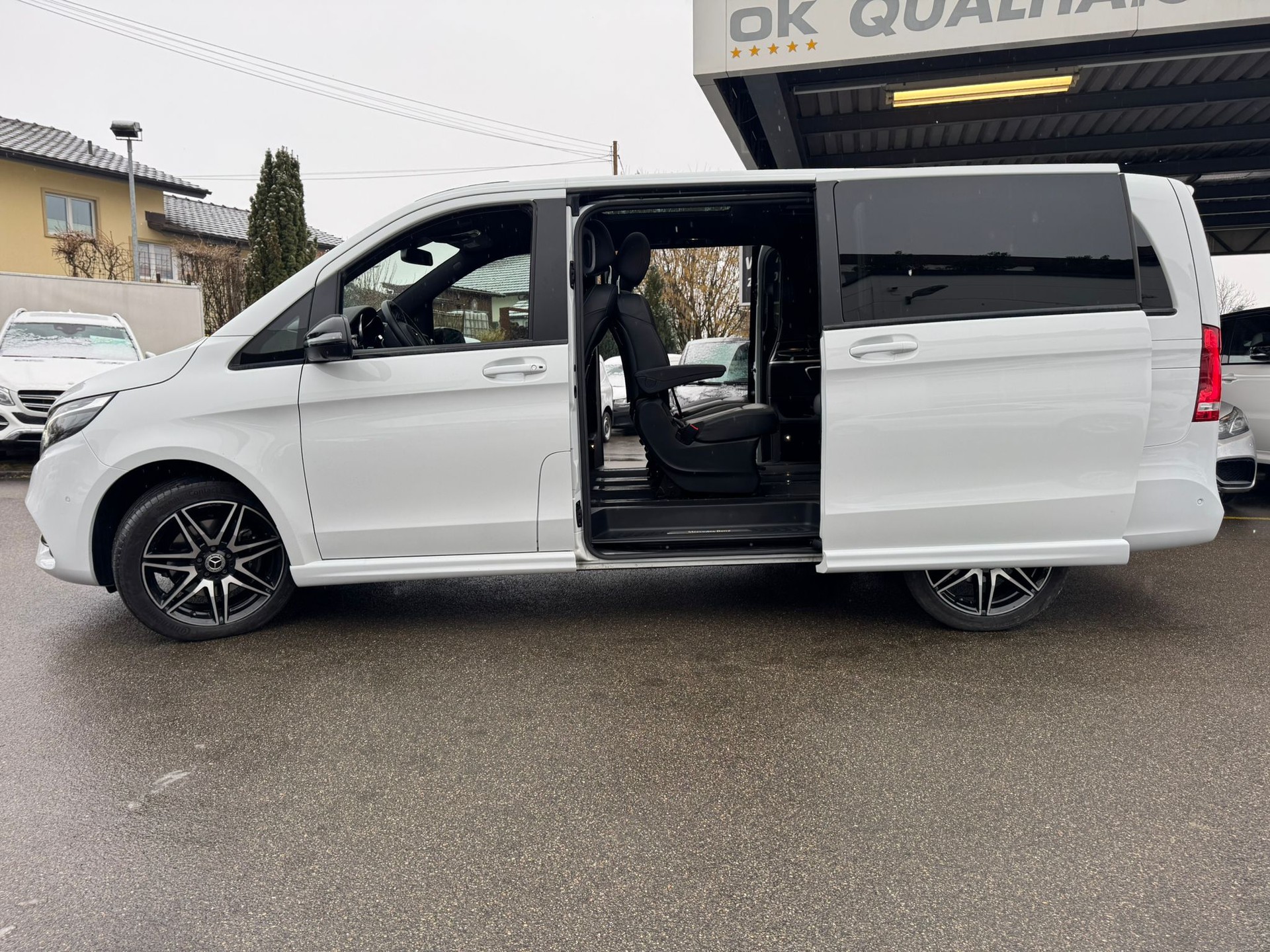 MERCEDES-BENZ V 250 d lang Avantgarde 4Matic G-Tronic-image-5