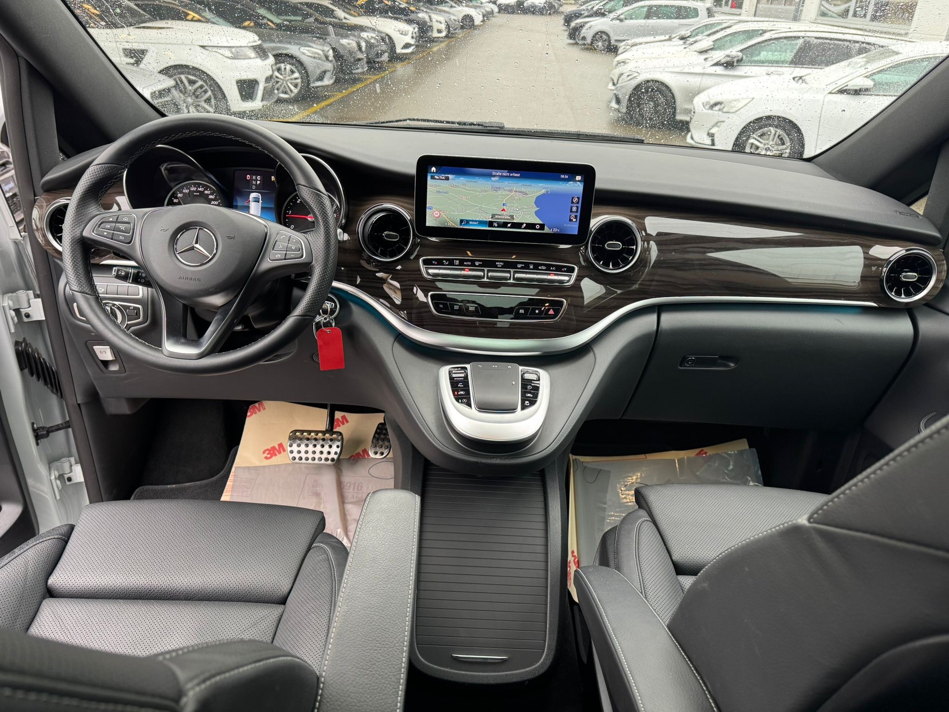 MERCEDES-BENZ V 250 d lang Avantgarde 4Matic G-Tronic-image-12