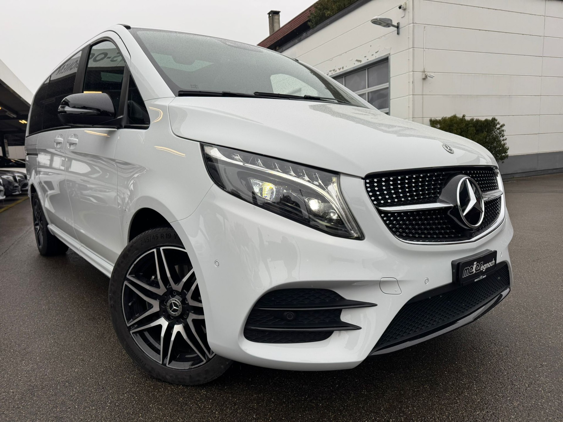 MERCEDES-BENZ V 250 d lang Avantgarde 4Matic G-Tronic-image-1