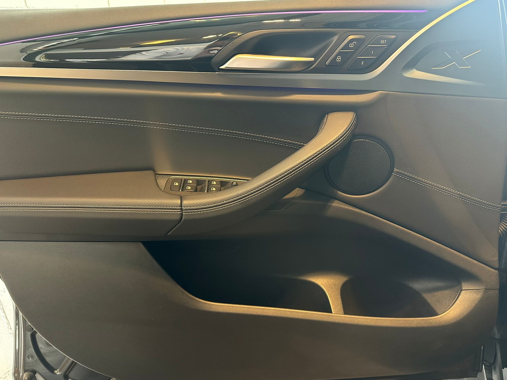 BMW X3 xDrive 20i-image-15