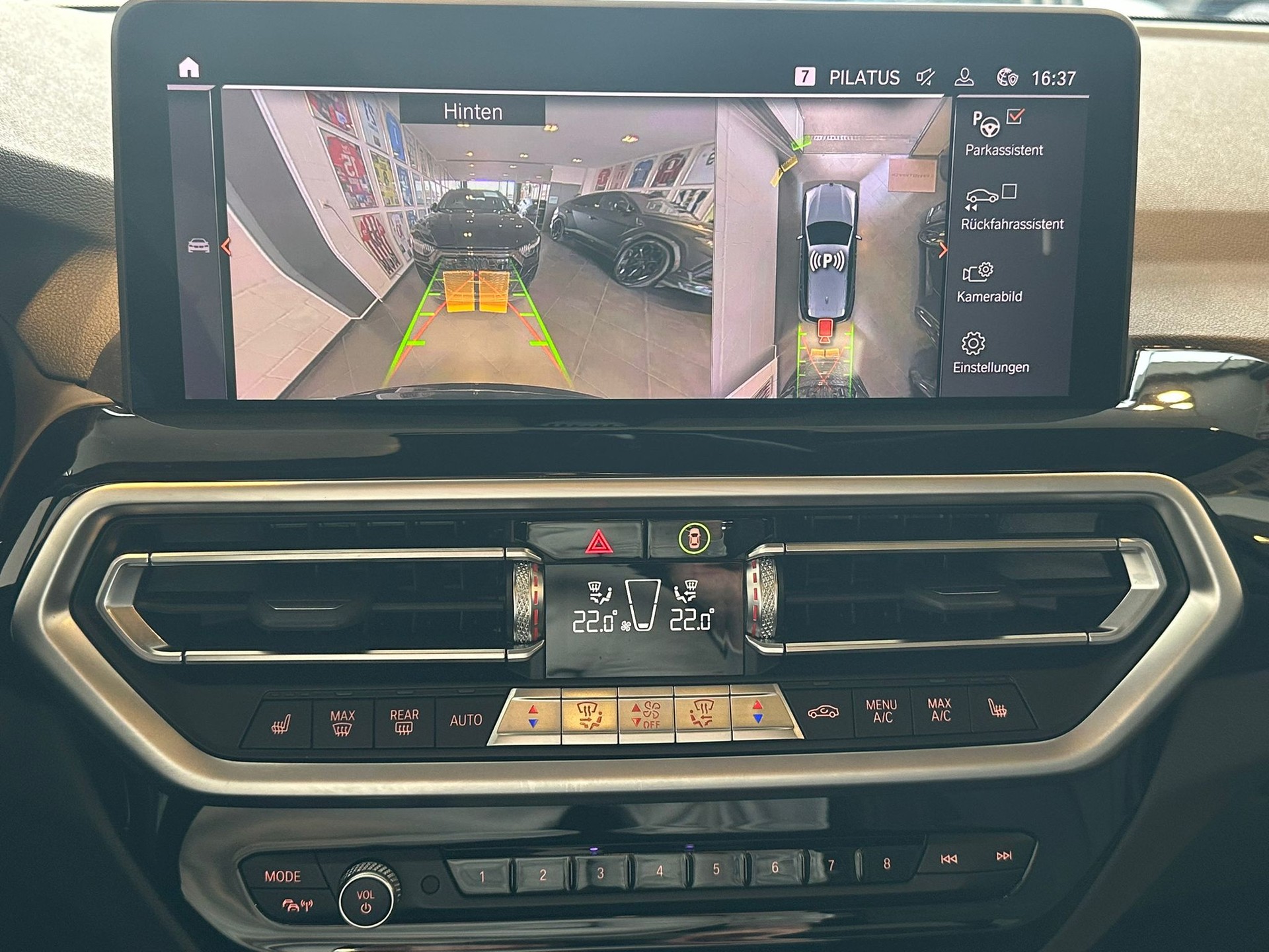 BMW X3 xDrive 20i-image-11