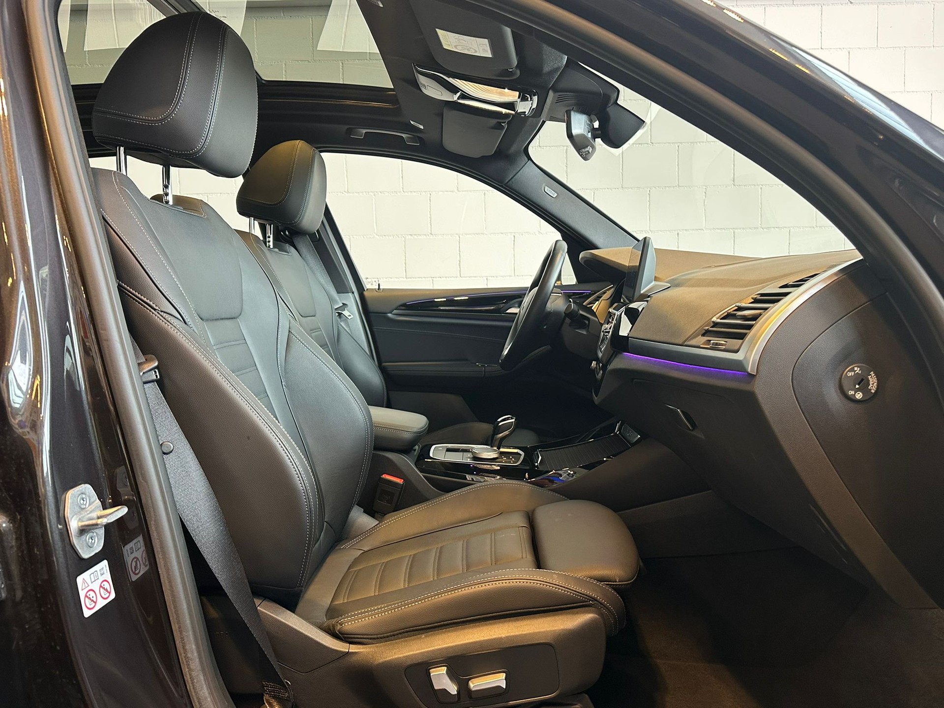 BMW X3 xDrive 20i-image-7