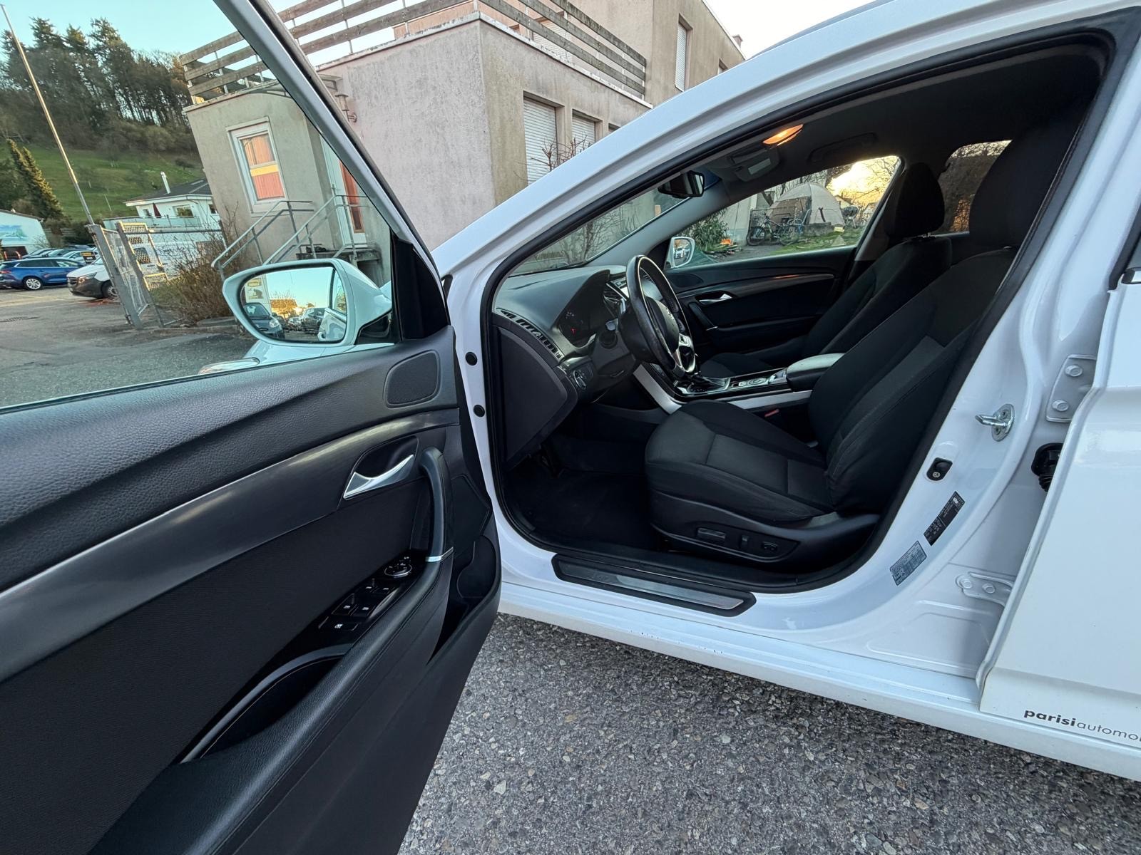 HYUNDAI i40 Wagon 1.7 CRDI Vertex Automatic-image-10