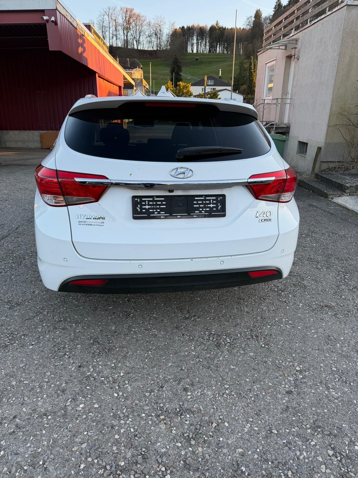 HYUNDAI i40 Wagon 1.7 CRDI Vertex Automatic-image-4
