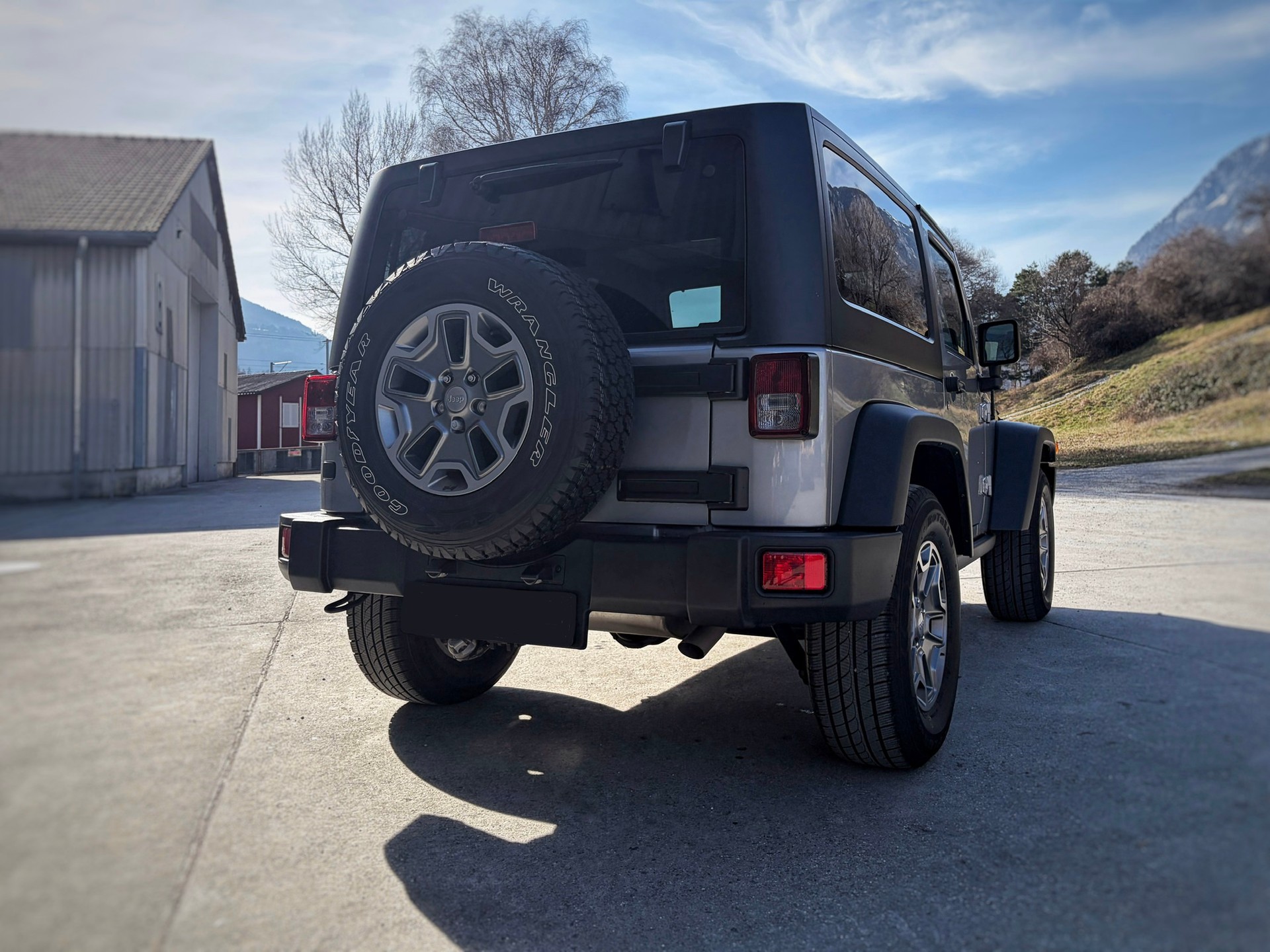 JEEP Wrangler 2.8 CRD Rubicon-image-5