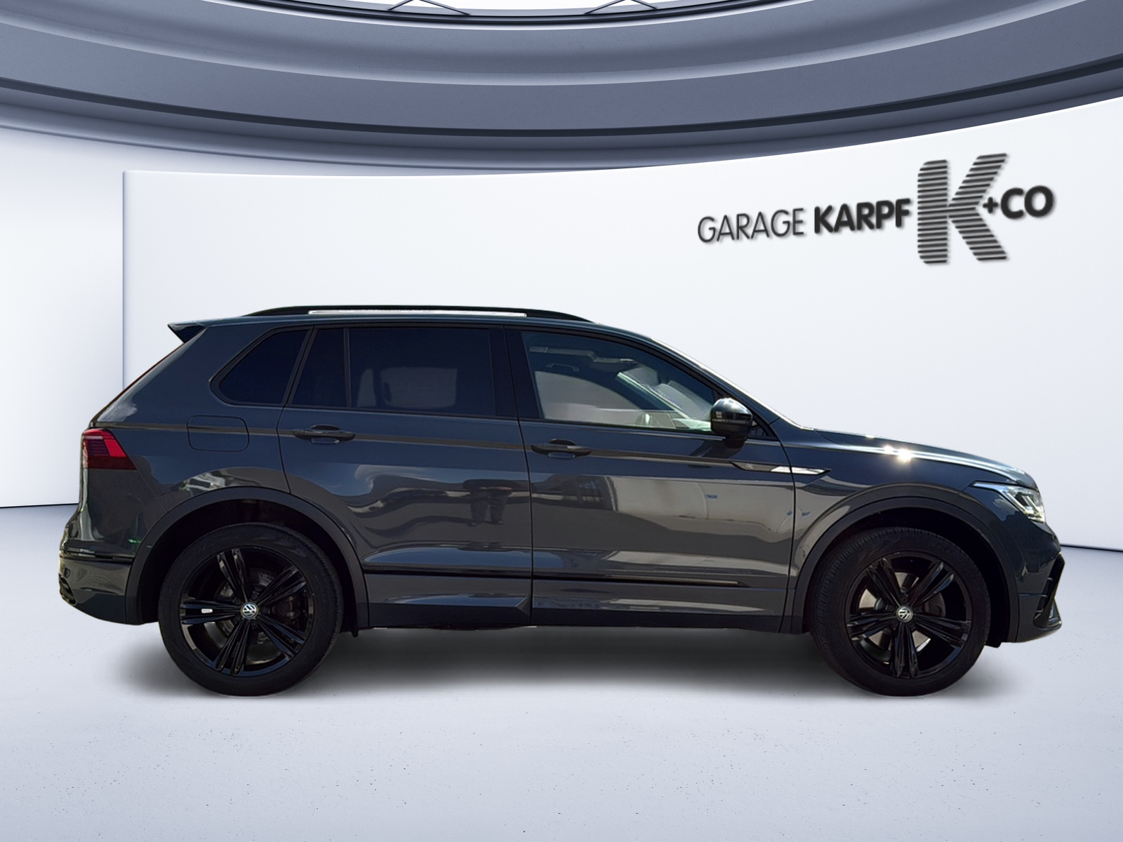VW Tiguan 2.0 TDI SCR R-Line 4Motion DSG-image-5