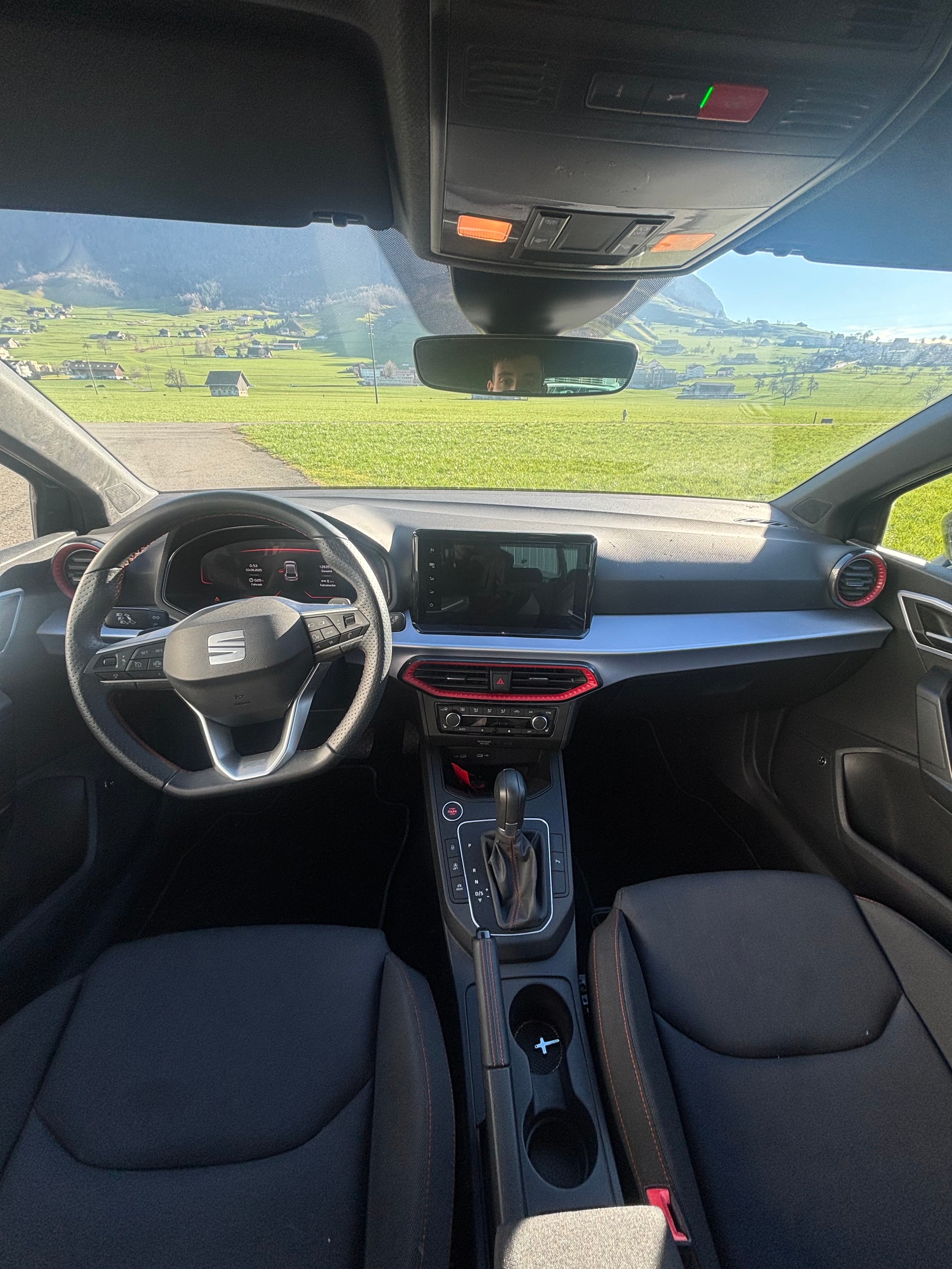 SEAT Ibiza 1.0 EcoTSI Hola FR DSG-image-10