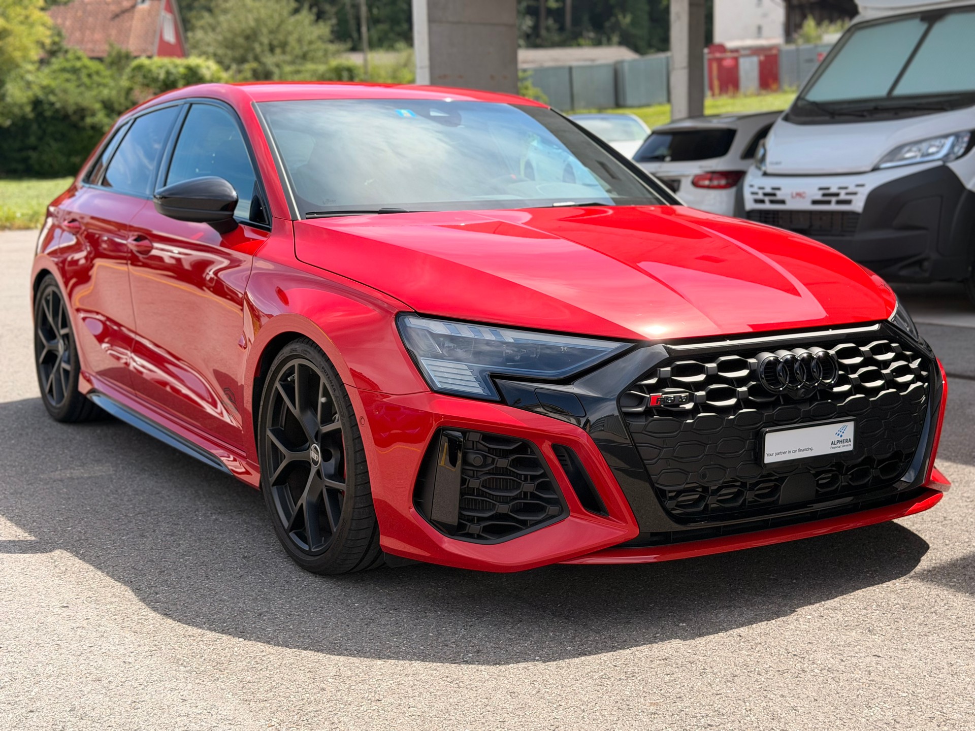 AUDI RS3 Sportback 2.5 TSI quattro S-tronic-image-6