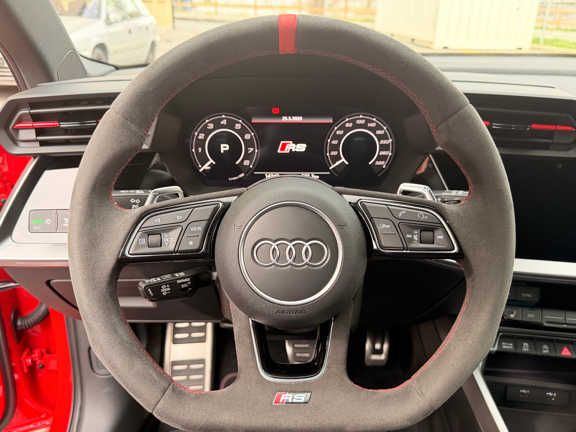 AUDI RS3 Sportback 2.5 TSI quattro S-tronic-image-10