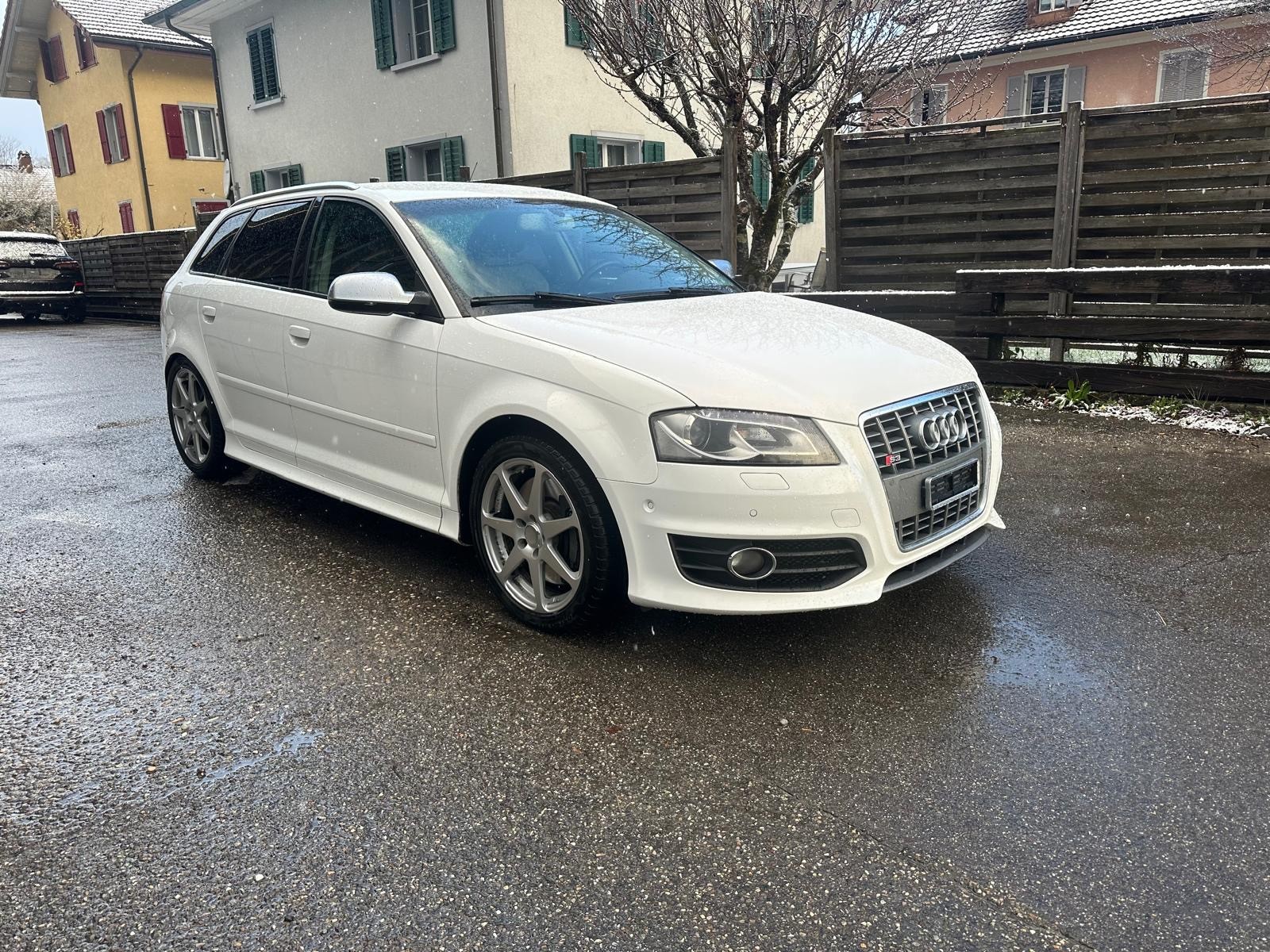 AUDI S3 Sportback 2.0 TFSI quattro S-tronic-image-0