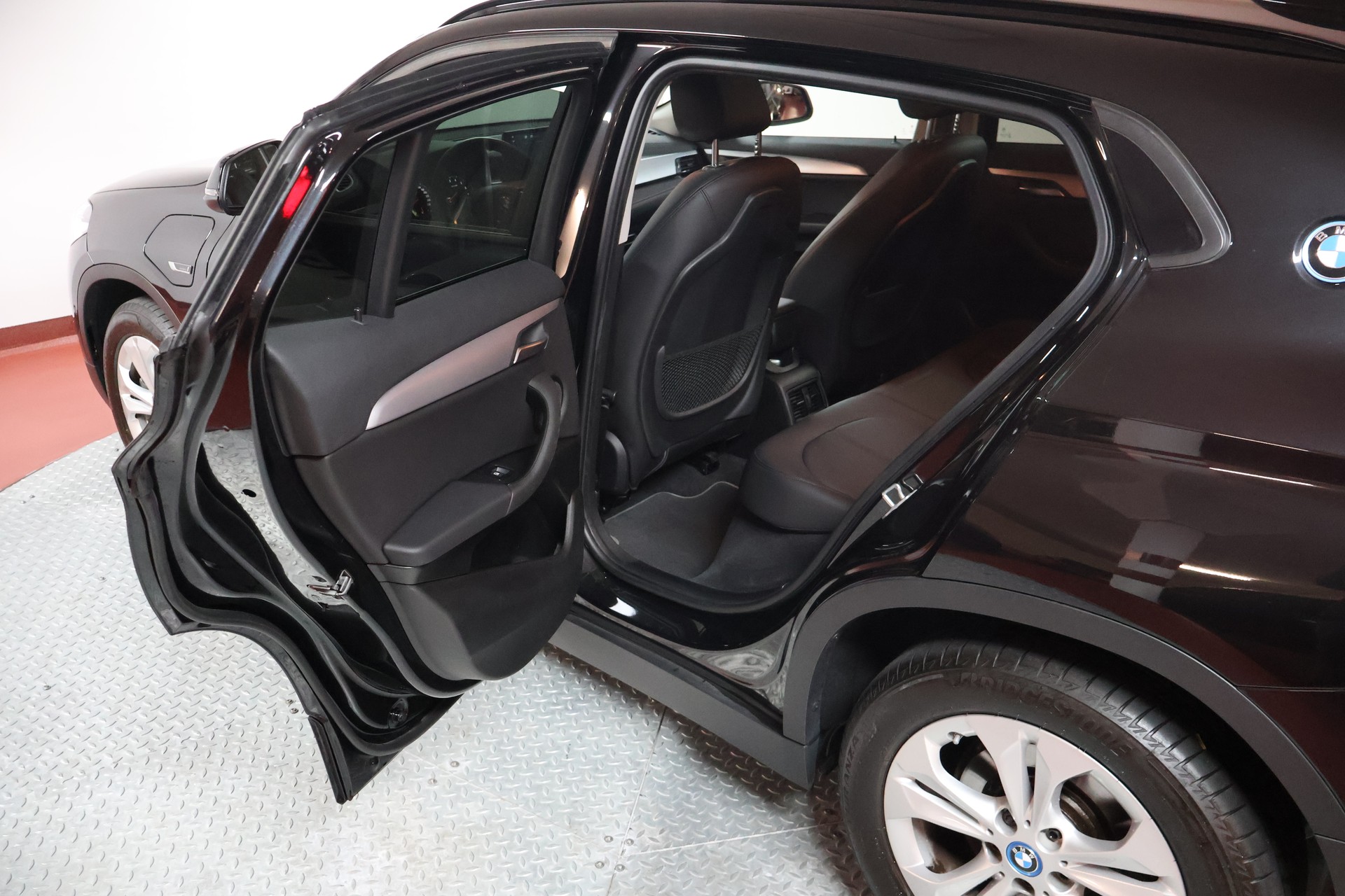 BMW X2 xDrive 25e M Mesh Steptronic-image-14