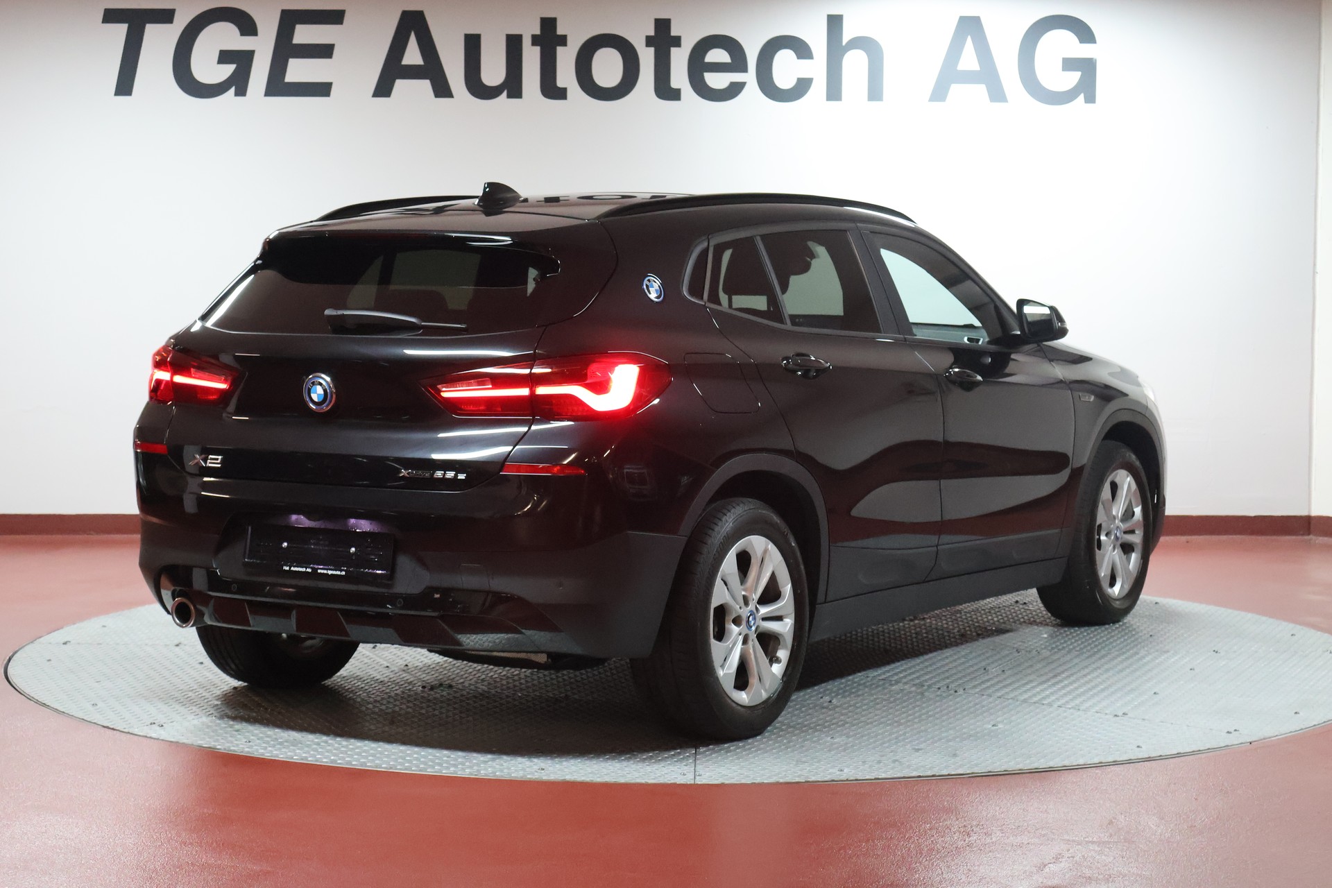 BMW X2 xDrive 25e M Mesh Steptronic-image-21